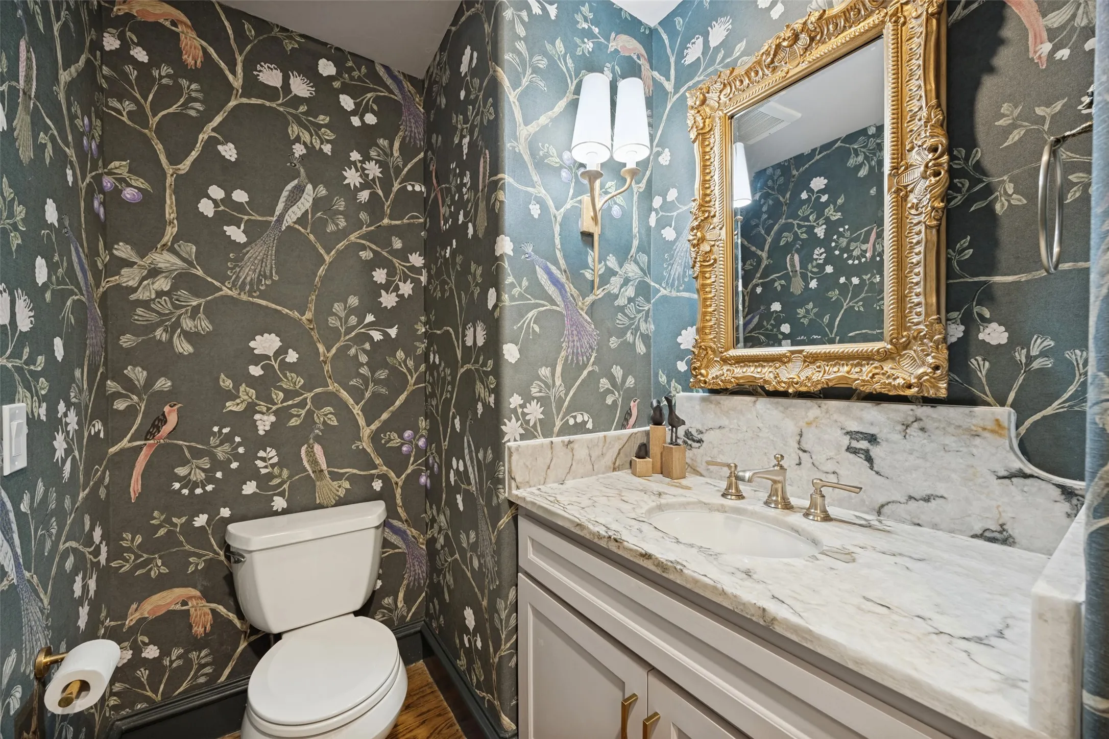 Single Family Residence For Sale in Collin County , 234 Woodcrest Drive, Richardson, Texas 75080, 4 Bedroom, 4 Bathroom, 2 Garage spaces, 3,164 Sqft, built in 1978, mls#21388779, Real Estate Agent in Richardson, Homes For Sale in Collin county, Homes For Sale in Richardson, Realtor in Richardson Texas, Real Estate Brokerage Independent Realty Texas, Luminita Cordes Realtor