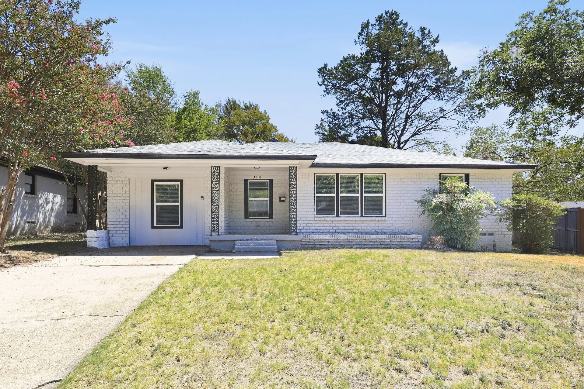 Single Family Residence For Sale in Dallas County , 3110 Nutting Drive, Dallas, Texas 75227, 4 Bedroom, 1 Bathroom, Garage spaces, 1,546 Sqft, built in 1952, mls#21393293, Real Estate Agent in Dallas, Homes For Sale in Dallas county, Homes For Sale in Dallas, Realtor in Dallas Texas, Real Estate Brokerage Independent Realty Texas, Luminita Cordes Realtor