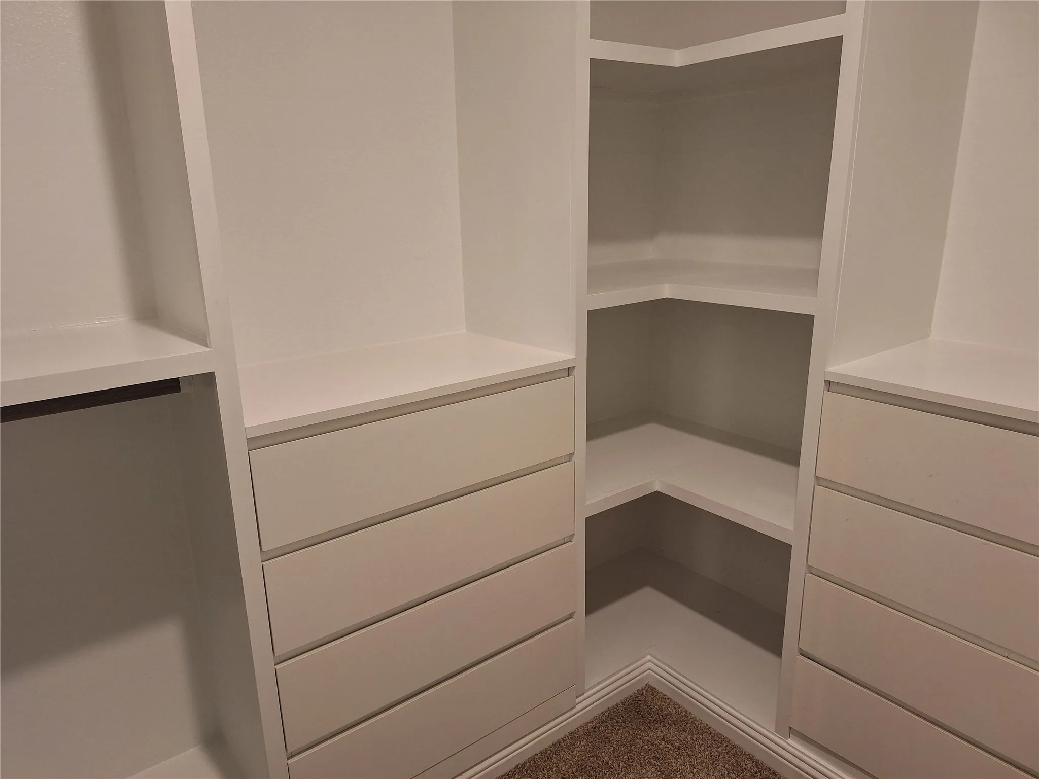 Single Family Residence For Rent in Denton County , 11325 Cobalt Drive, Aubrey, Texas 76227, 3 Bedroom, 2 Bathroom, 2 Garage spaces, 1,684 Sqft, built in 2019, mls#21393513, Real Estate Agent in Aubrey, Homes For Rent in Denton county, Homes For Rent in Aubrey, Realtor in Aubrey Texas, Real Estate Brokerage Independent Realty Texas, Luminita Cordes Realtor