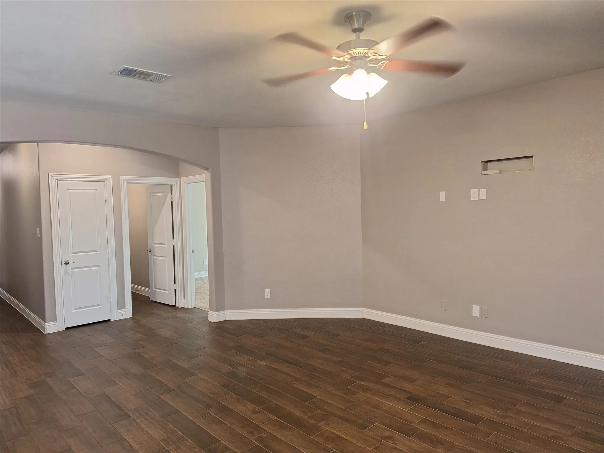Single Family Residence For Rent in Denton County , 11325 Cobalt Drive, Aubrey, Texas 76227, 3 Bedroom, 2 Bathroom, 2 Garage spaces, 1,684 Sqft, built in 2019, mls#21393513, Real Estate Agent in Aubrey, Homes For Rent in Denton county, Homes For Rent in Aubrey, Realtor in Aubrey Texas, Real Estate Brokerage Independent Realty Texas, Luminita Cordes Realtor