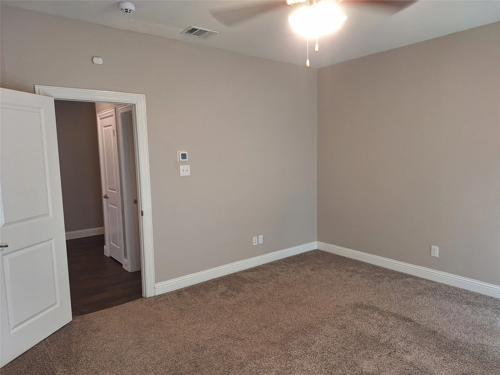 Single Family Residence For Rent in Denton County , 11325 Cobalt Drive, Aubrey, Texas 76227, 3 Bedroom, 2 Bathroom, 2 Garage spaces, 1,684 Sqft, built in 2019, mls#21393513, Real Estate Agent in Aubrey, Homes For Rent in Denton county, Homes For Rent in Aubrey, Realtor in Aubrey Texas, Real Estate Brokerage Independent Realty Texas, Luminita Cordes Realtor
