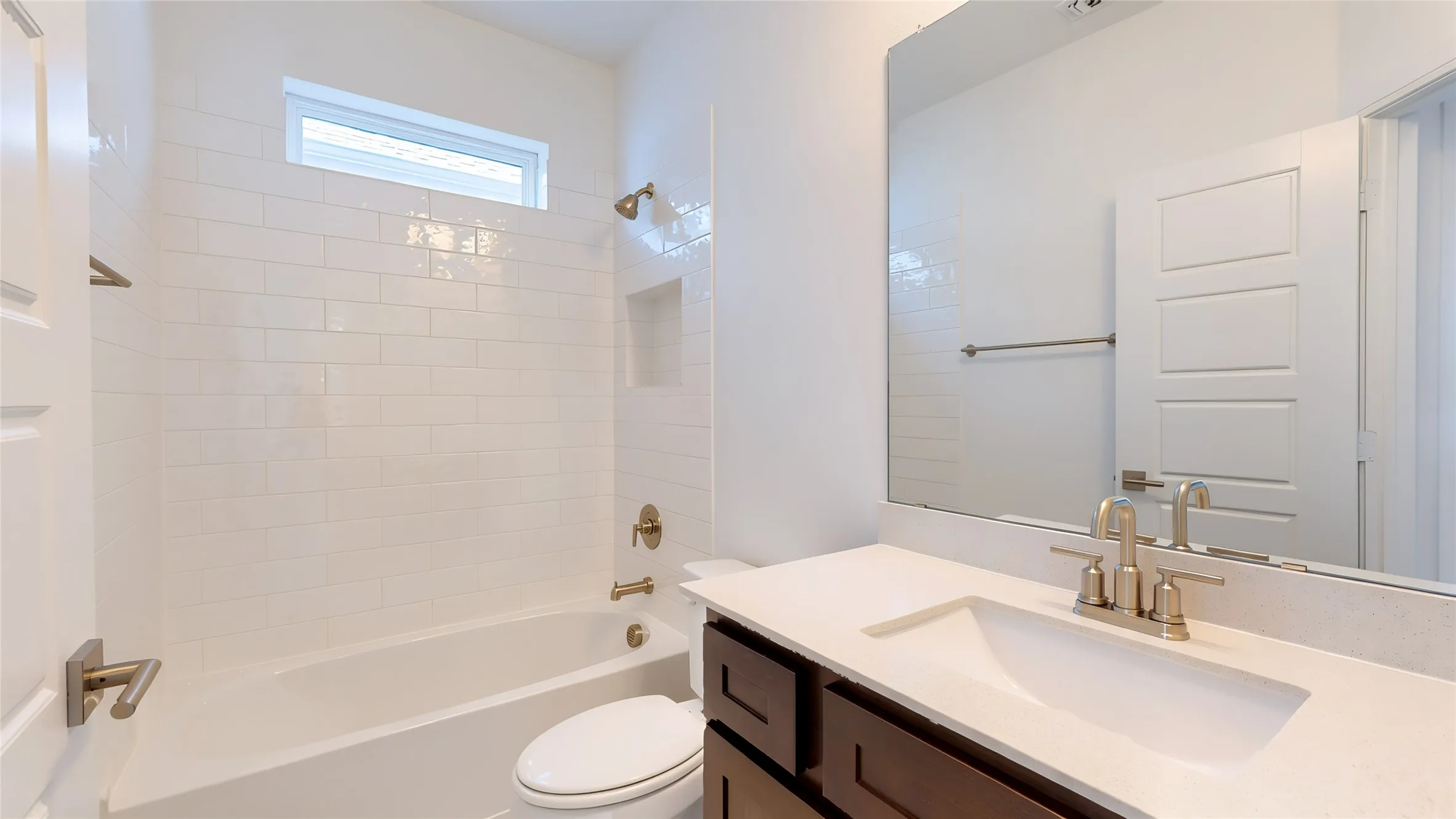 Single Family Residence For Sale in Denton County , 1618 Roundup Way, Argyle, Texas 76226, 3 Bedroom, 4 Bathroom, 2 Garage spaces, 2,347 Sqft, built in 2026, mls#21393514, Real Estate Agent in Argyle, Homes For Sale in Denton county, Homes For Sale in Argyle, Realtor in Argyle Texas, Real Estate Brokerage Independent Realty Texas, Luminita Cordes Realtor