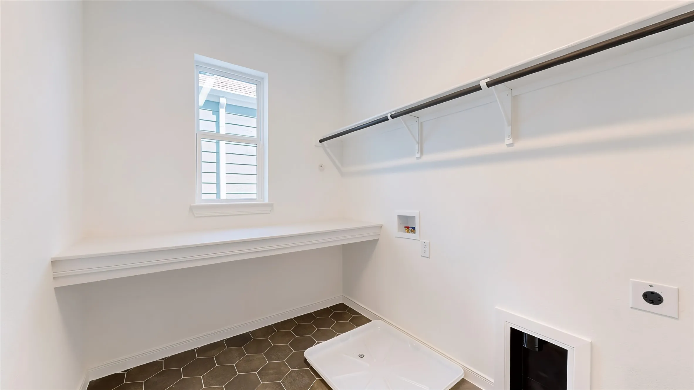 Single Family Residence For Sale in Denton County , 1618 Roundup Way, Argyle, Texas 76226, 3 Bedroom, 4 Bathroom, 2 Garage spaces, 2,347 Sqft, built in 2026, mls#21393514, Real Estate Agent in Argyle, Homes For Sale in Denton county, Homes For Sale in Argyle, Realtor in Argyle Texas, Real Estate Brokerage Independent Realty Texas, Luminita Cordes Realtor