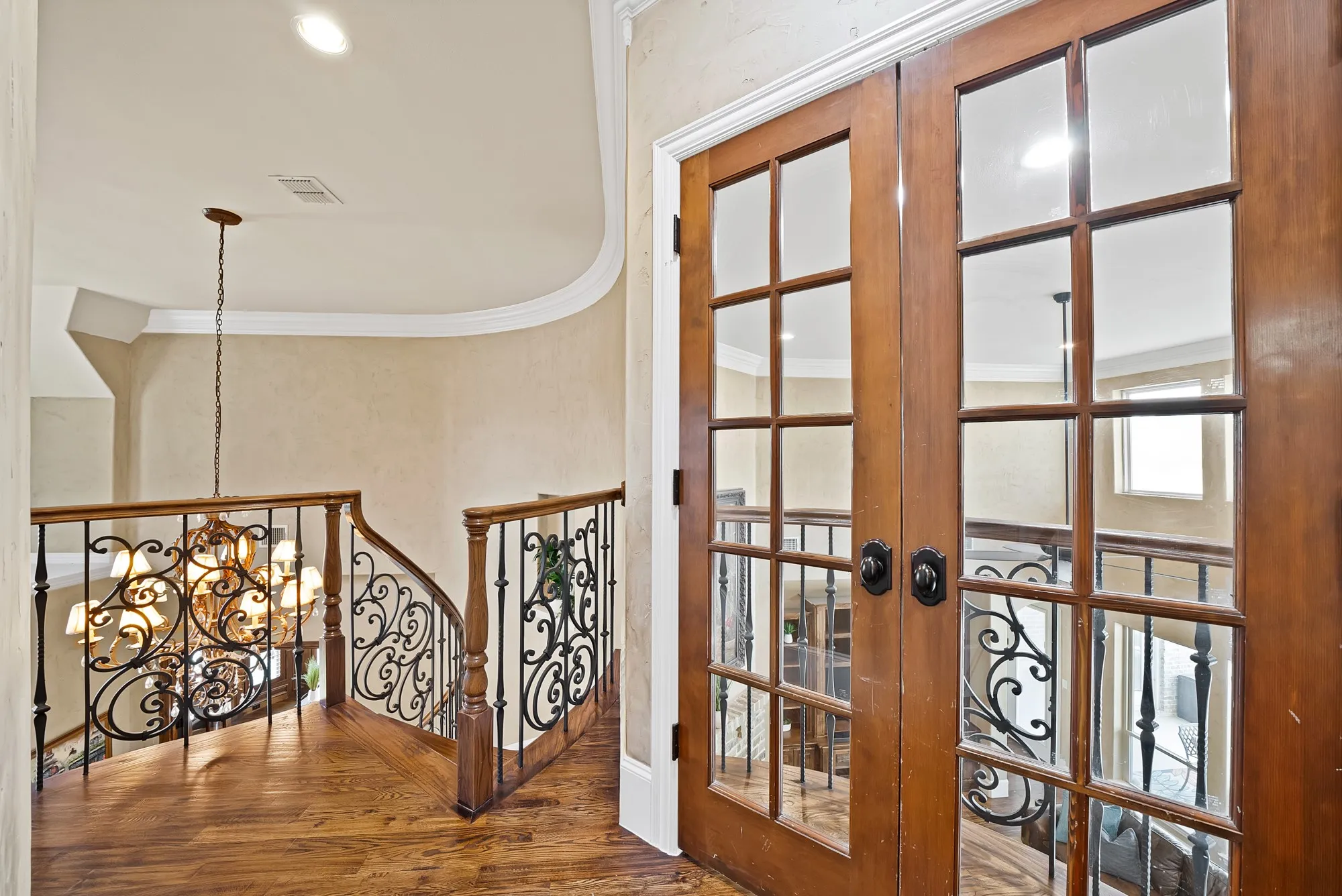 Single Family Residence For Sale in Denton County , 120 Kyle Court, Double Oak, Texas 75077, 4 Bedroom, 5 Bathroom, 3 Garage spaces, 4,632 Sqft, built in 2008, mls#21387734, Real Estate Agent in Double Oak, Homes For Sale in Denton county, Homes For Sale in Double Oak, Realtor in Double Oak Texas, Real Estate Brokerage Independent Realty Texas, Luminita Cordes Realtor