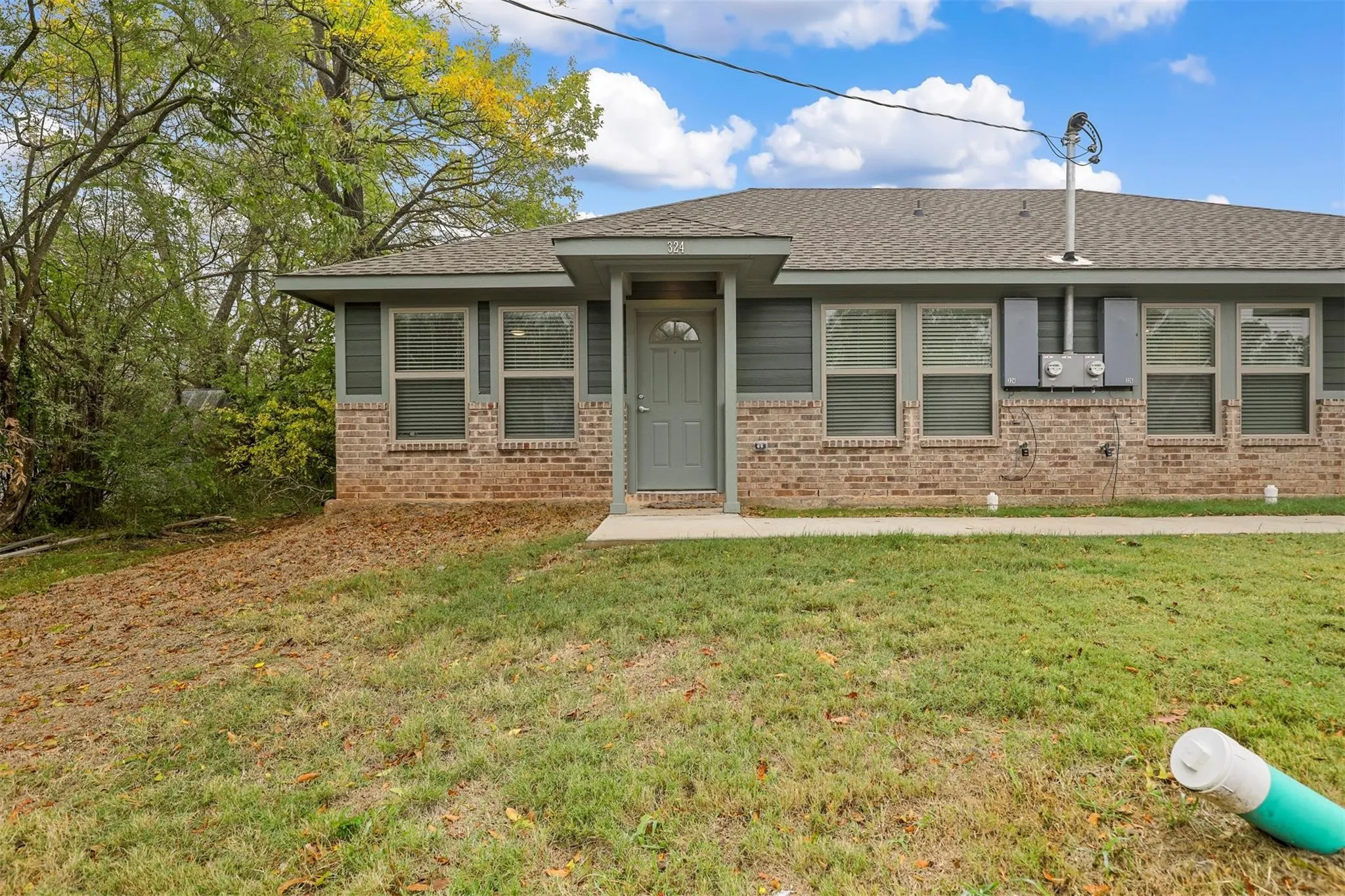 Duplex For Rent in Grayson County , 324 W Munson Street 324, Denison, Texas 75020, 3 Bedroom, 2 Bathroom, Garage spaces, 1,250 Sqft, built in 2021, mls#21393519, Real Estate Agent in Denison, Homes For Rent in Grayson county, Homes For Rent in Denison, Realtor in Denison Texas, Real Estate Brokerage Independent Realty Texas, Luminita Cordes Realtor