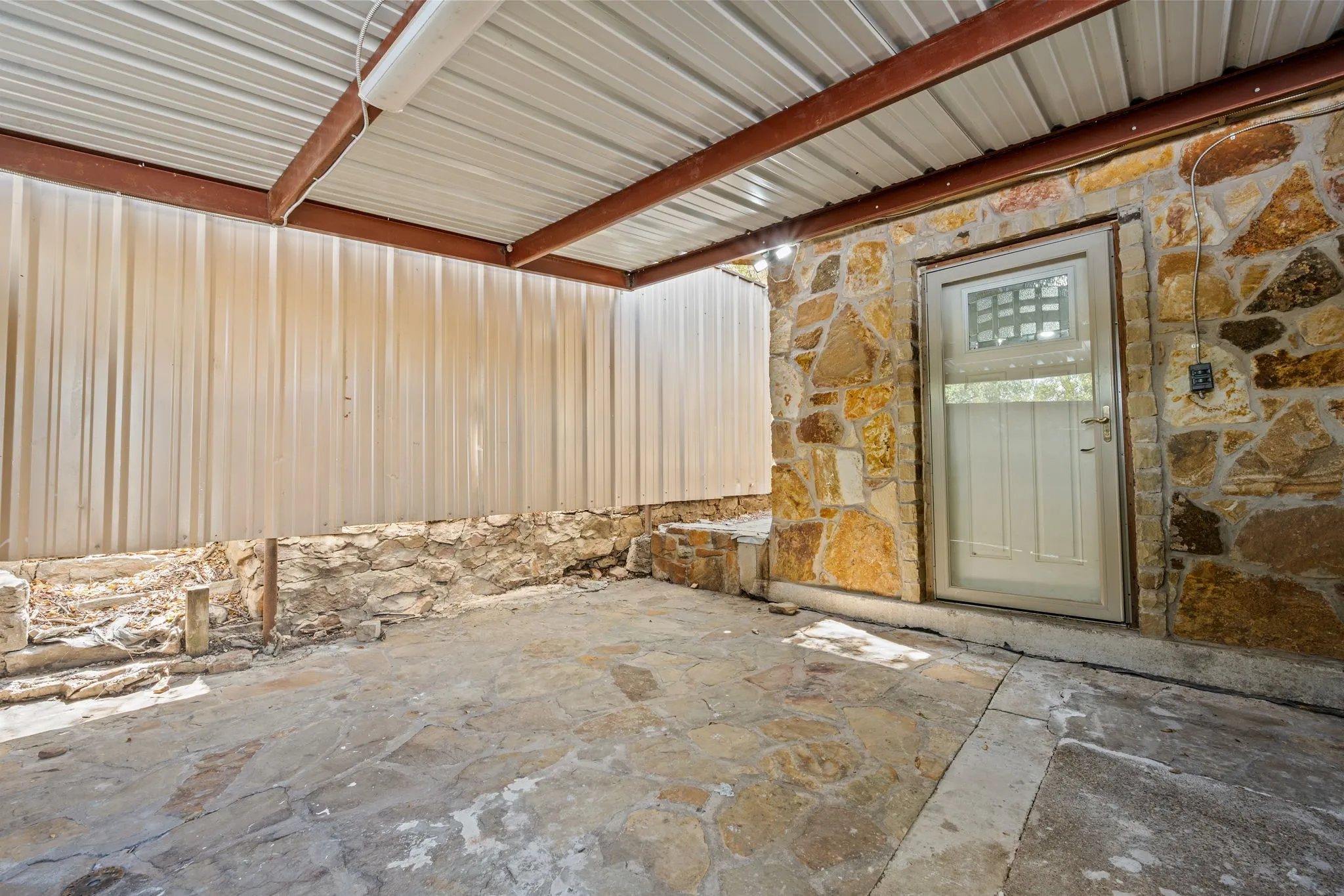 Single Family Residence For Sale in Palo Pinto County , 602 SE 18th Street, Mineral Wells, Texas 76067, 3 Bedroom, 1 Bathroom, Garage spaces, 1,602 Sqft, built in 1950, mls#21389832, Real Estate Agent in Mineral Wells, Homes For Sale in Palo Pinto county, Homes For Sale in Mineral Wells, Realtor in Mineral Wells Texas, Real Estate Brokerage Independent Realty Texas, Luminita Cordes Realtor