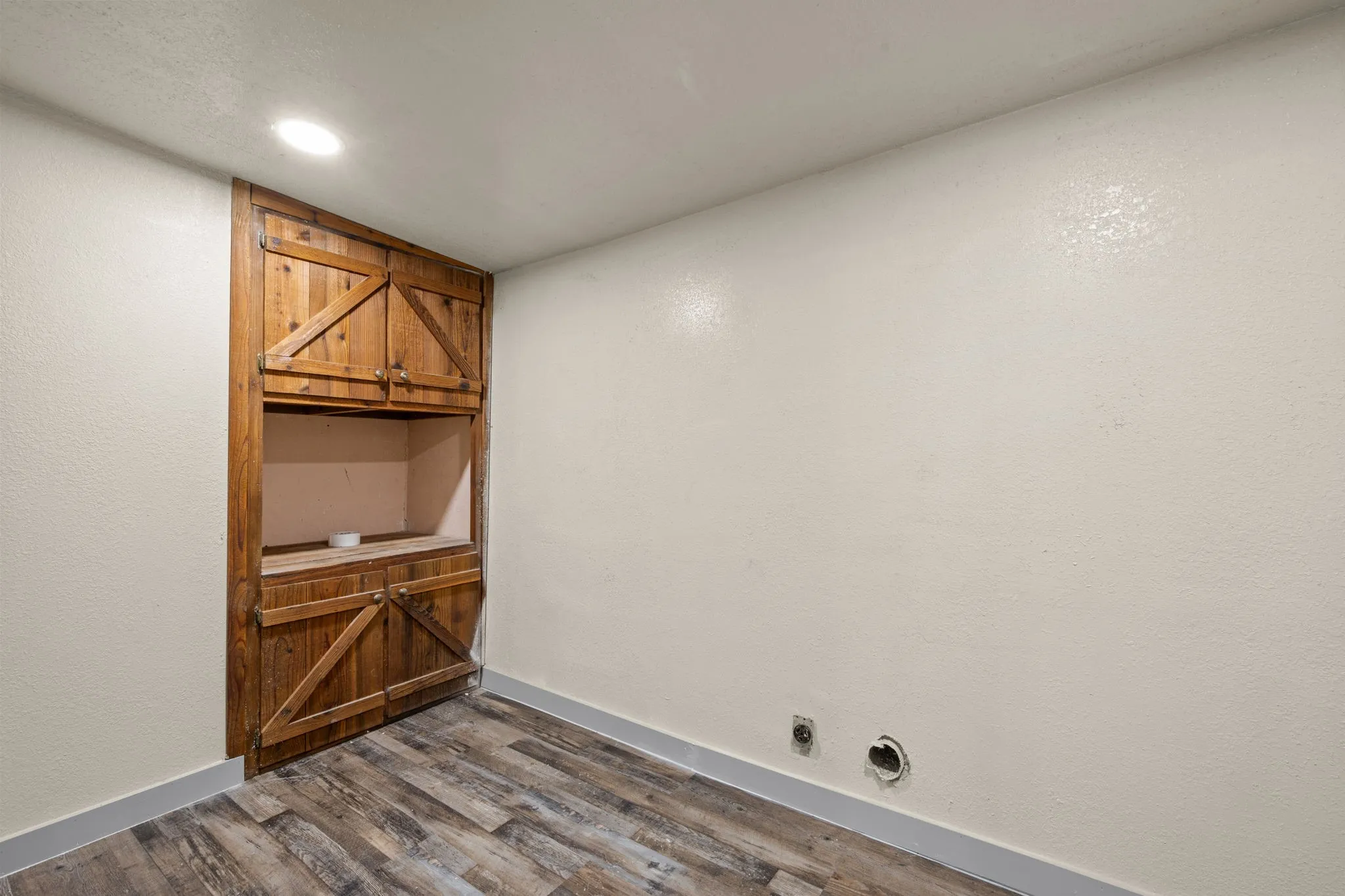 Single Family Residence For Sale in Palo Pinto County , 602 SE 18th Street, Mineral Wells, Texas 76067, 3 Bedroom, 1 Bathroom, Garage spaces, 1,602 Sqft, built in 1950, mls#21389832, Real Estate Agent in Mineral Wells, Homes For Sale in Palo Pinto county, Homes For Sale in Mineral Wells, Realtor in Mineral Wells Texas, Real Estate Brokerage Independent Realty Texas, Luminita Cordes Realtor