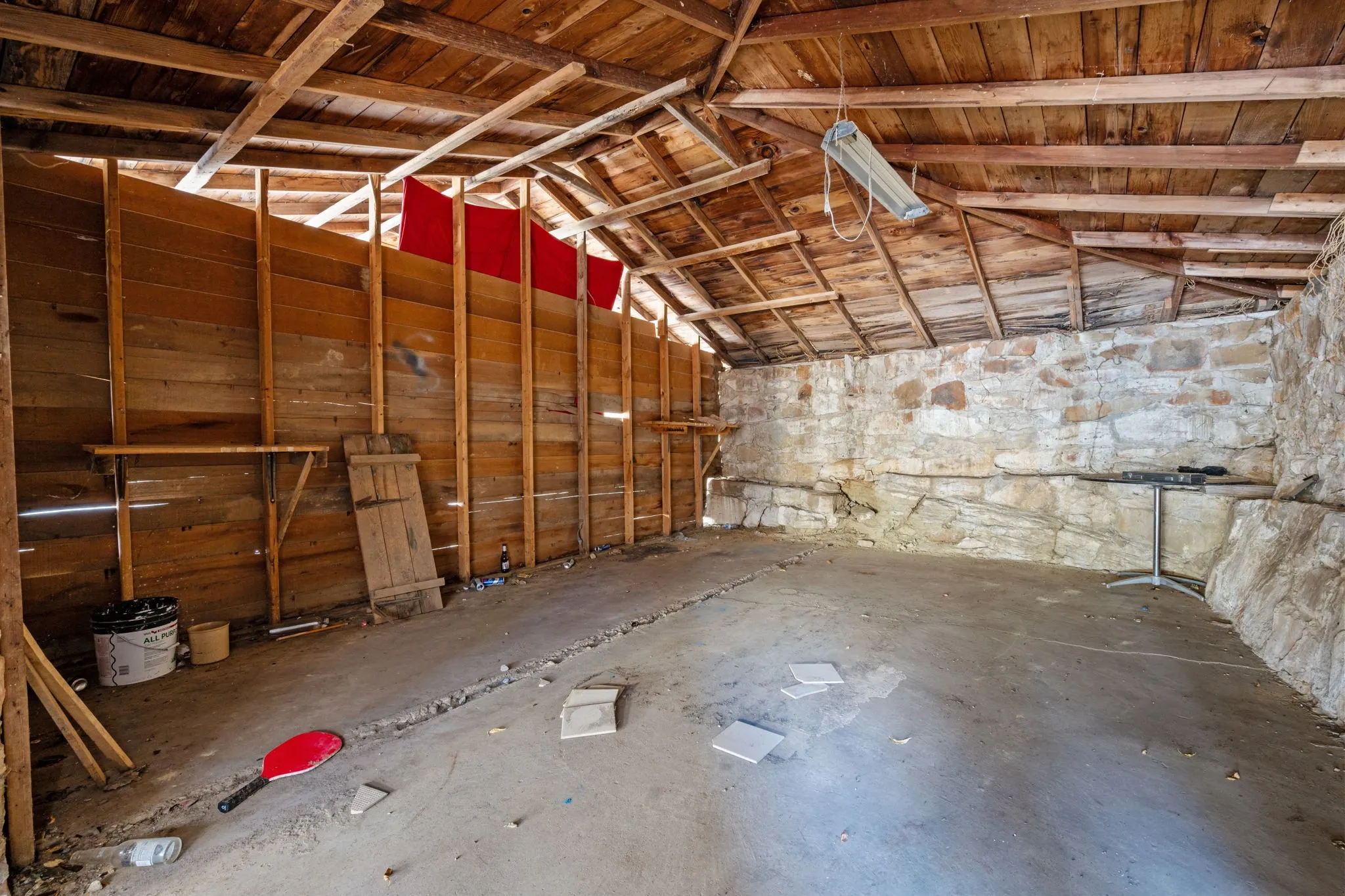 Single Family Residence For Sale in Palo Pinto County , 602 SE 18th Street, Mineral Wells, Texas 76067, 3 Bedroom, 1 Bathroom, Garage spaces, 1,602 Sqft, built in 1950, mls#21389832, Real Estate Agent in Mineral Wells, Homes For Sale in Palo Pinto county, Homes For Sale in Mineral Wells, Realtor in Mineral Wells Texas, Real Estate Brokerage Independent Realty Texas, Luminita Cordes Realtor