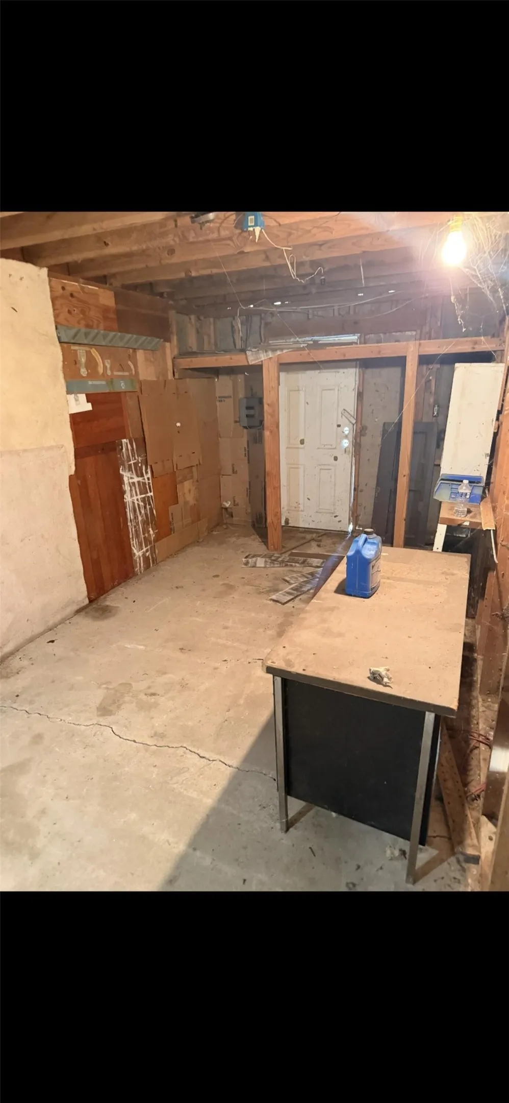 Mobile Home For Sale in Henderson County , 1901 Elm Drive, Kemp, Texas 75143, 3 Bedroom, 2 Bathroom, 2 Garage spaces, 1,216 Sqft, built in 1993, mls#21393533, Real Estate Agent in Kemp, Homes For Sale in Henderson county, Homes For Sale in Kemp, Realtor in Kemp Texas, Real Estate Brokerage Independent Realty Texas, Luminita Cordes Realtor
