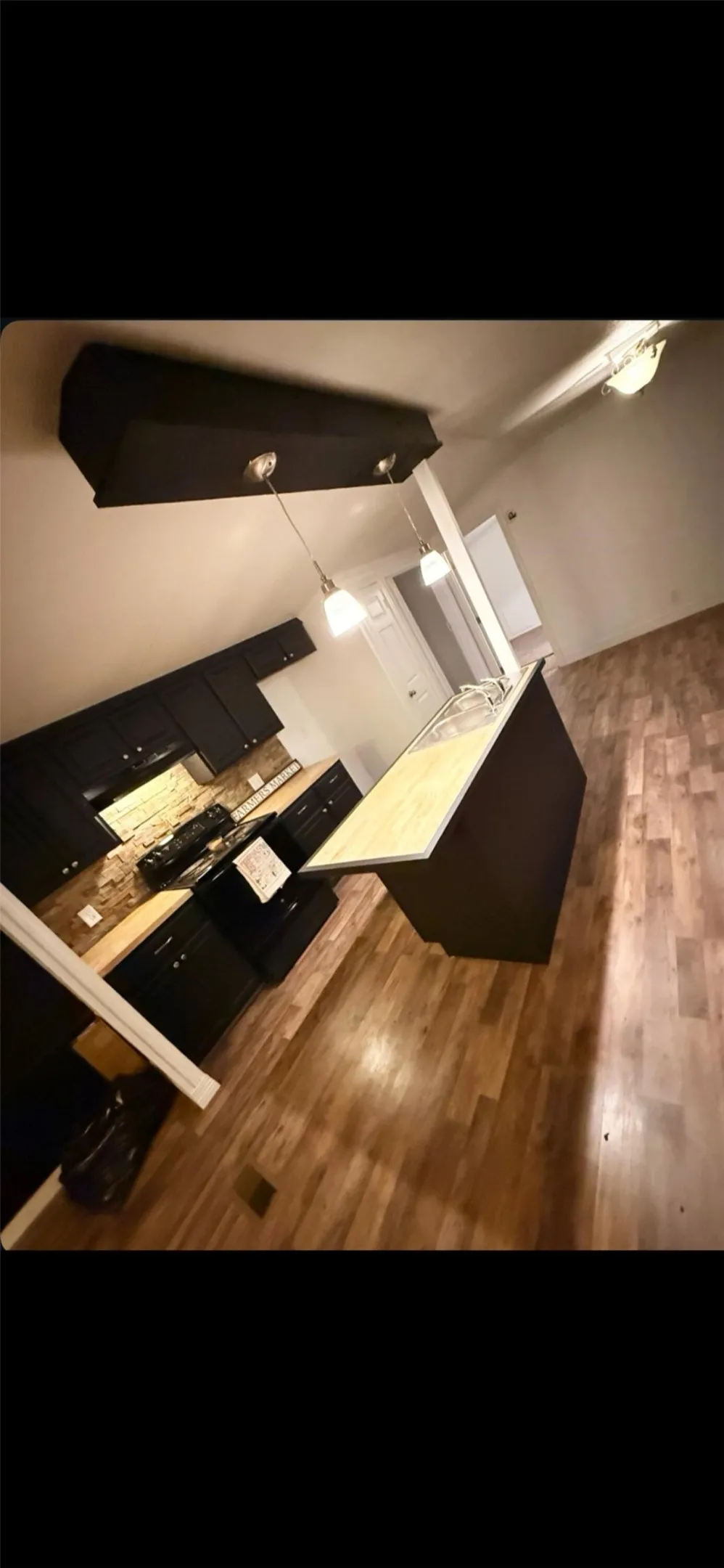 Mobile Home For Sale in Henderson County , 1901 Elm Drive, Kemp, Texas 75143, 3 Bedroom, 2 Bathroom, 2 Garage spaces, 1,216 Sqft, built in 1993, mls#21393533, Real Estate Agent in Kemp, Homes For Sale in Henderson county, Homes For Sale in Kemp, Realtor in Kemp Texas, Real Estate Brokerage Independent Realty Texas, Luminita Cordes Realtor