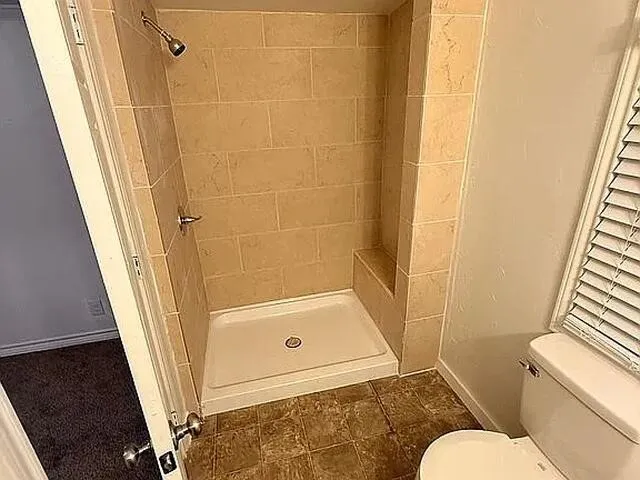 Mobile Home For Sale in Henderson County , 1901 Elm Drive, Kemp, Texas 75143, 3 Bedroom, 2 Bathroom, 2 Garage spaces, 1,216 Sqft, built in 1993, mls#21393533, Real Estate Agent in Kemp, Homes For Sale in Henderson county, Homes For Sale in Kemp, Realtor in Kemp Texas, Real Estate Brokerage Independent Realty Texas, Luminita Cordes Realtor