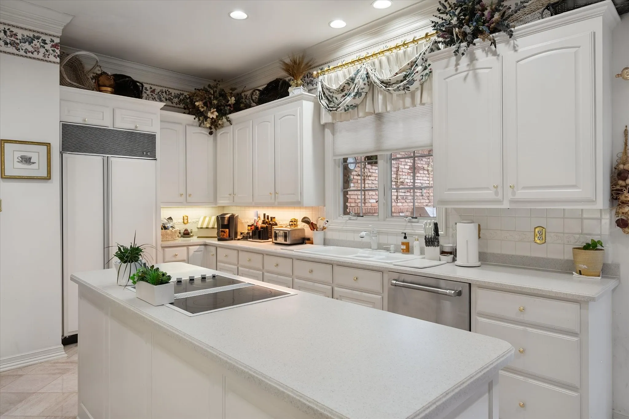 Farm For Sale in Navarro County , 225 SW County Road 0020, Corsicana, Texas 75110, 5 Bedroom, 5 Bathroom, 3 Garage spaces, 3,900 Sqft, built in 1995, mls#21389527, Real Estate Agent in Corsicana, Homes For Sale in Navarro county, Homes For Sale in Corsicana, Realtor in Corsicana Texas, Real Estate Brokerage Independent Realty Texas, Luminita Cordes Realtor