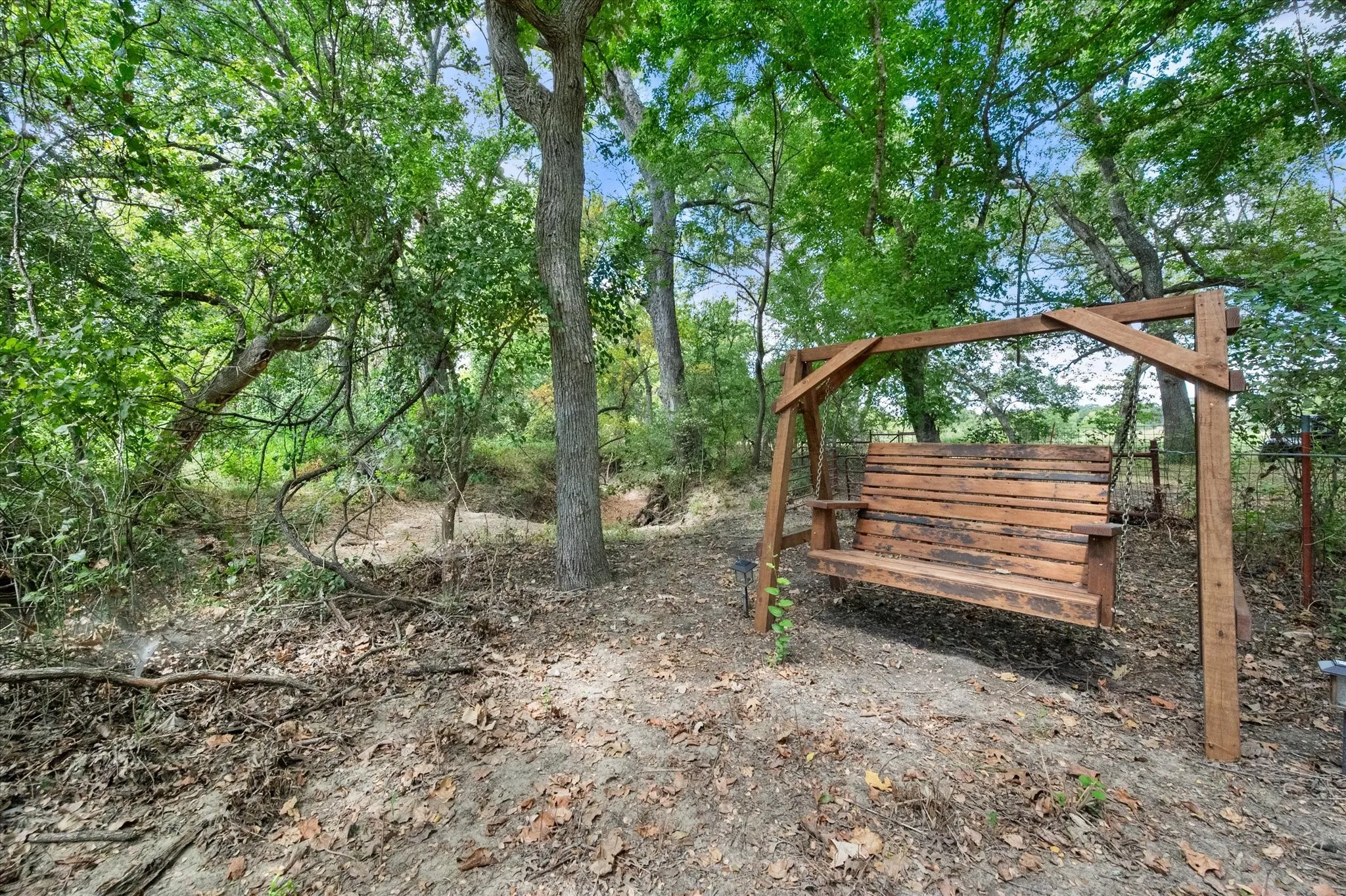 Farm For Sale in Navarro County , 225 SW County Road 0020, Corsicana, Texas 75110, 5 Bedroom, 5 Bathroom, 3 Garage spaces, 3,900 Sqft, built in 1995, mls#21389527, Real Estate Agent in Corsicana, Homes For Sale in Navarro county, Homes For Sale in Corsicana, Realtor in Corsicana Texas, Real Estate Brokerage Independent Realty Texas, Luminita Cordes Realtor