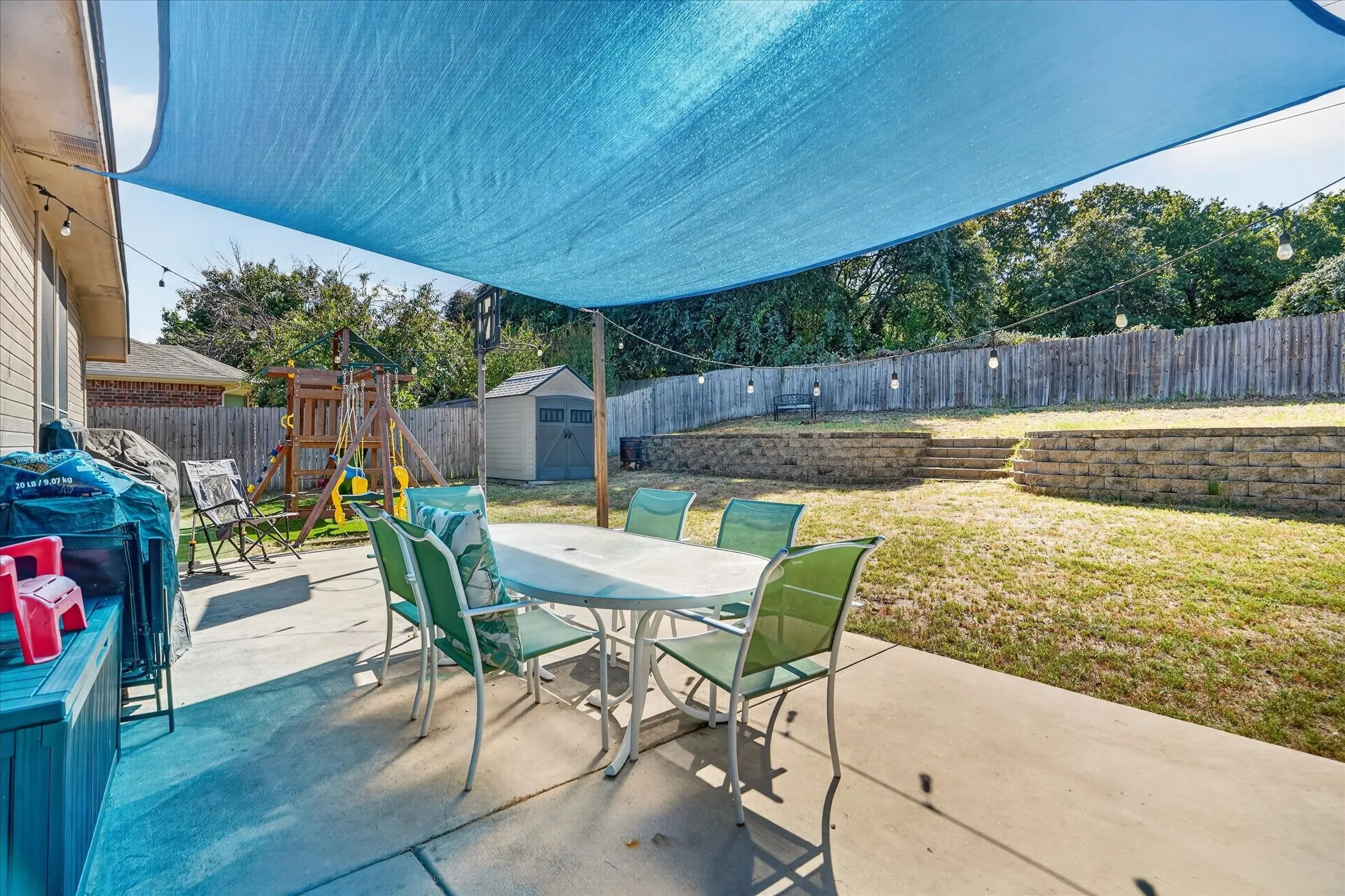Single Family Residence For Sale in Parker County , 237 Wellington Trail, Weatherford, Texas 76085, 3 Bedroom, 2 Bathroom, 2 Garage spaces, 1,760 Sqft, built in 2007, mls#21393535, Real Estate Agent in Weatherford, Homes For Sale in Parker county, Homes For Sale in Weatherford, Realtor in Weatherford Texas, Real Estate Brokerage Independent Realty Texas, Luminita Cordes Realtor