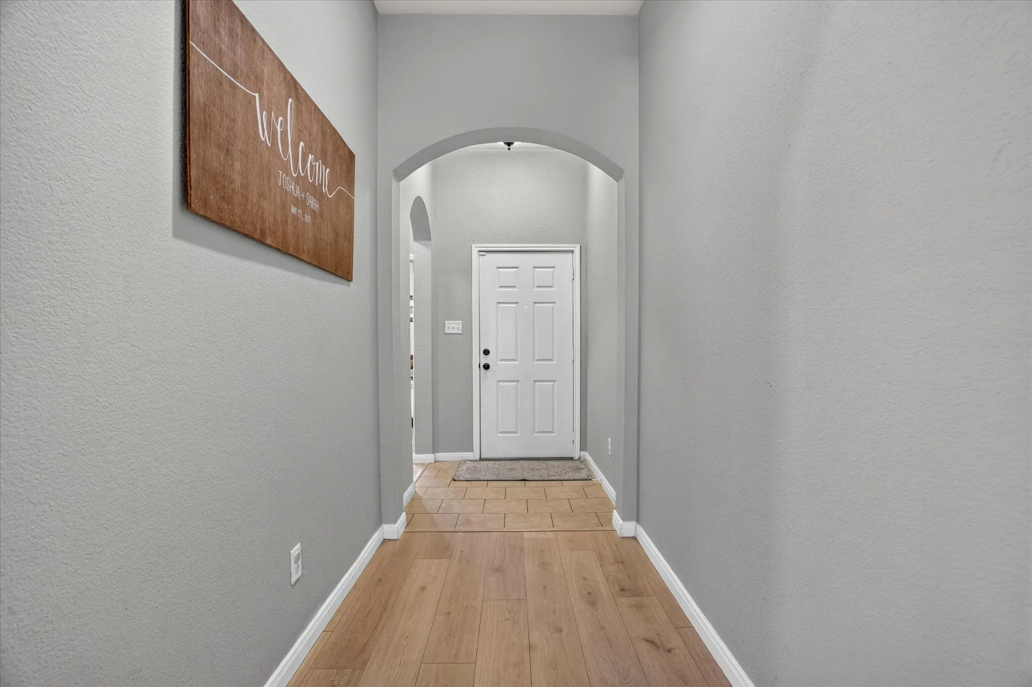 Single Family Residence For Sale in Parker County , 237 Wellington Trail, Weatherford, Texas 76085, 3 Bedroom, 2 Bathroom, 2 Garage spaces, 1,760 Sqft, built in 2007, mls#21393535, Real Estate Agent in Weatherford, Homes For Sale in Parker county, Homes For Sale in Weatherford, Realtor in Weatherford Texas, Real Estate Brokerage Independent Realty Texas, Luminita Cordes Realtor
