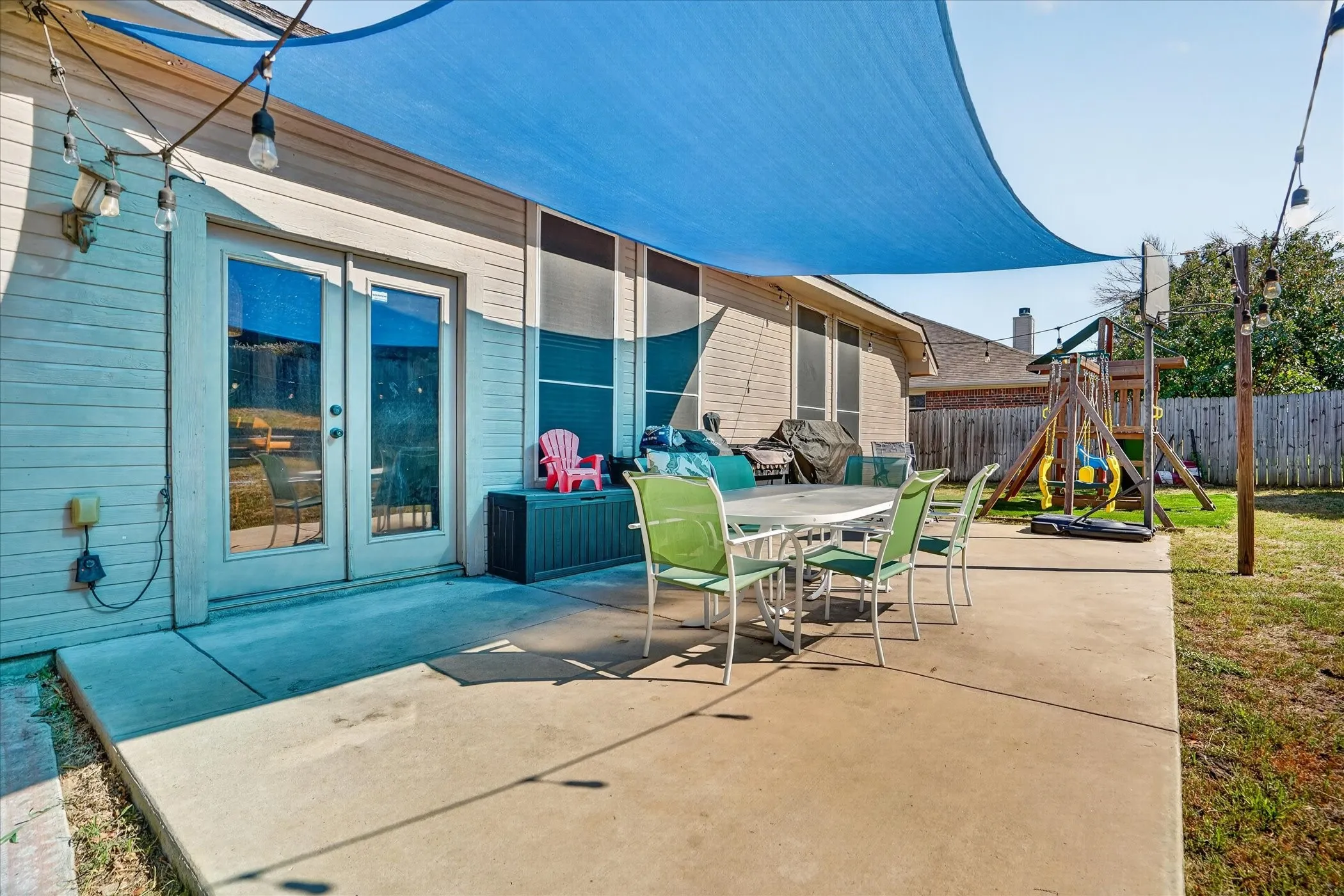 Single Family Residence For Sale in Parker County , 237 Wellington Trail, Weatherford, Texas 76085, 3 Bedroom, 2 Bathroom, 2 Garage spaces, 1,760 Sqft, built in 2007, mls#21393535, Real Estate Agent in Weatherford, Homes For Sale in Parker county, Homes For Sale in Weatherford, Realtor in Weatherford Texas, Real Estate Brokerage Independent Realty Texas, Luminita Cordes Realtor