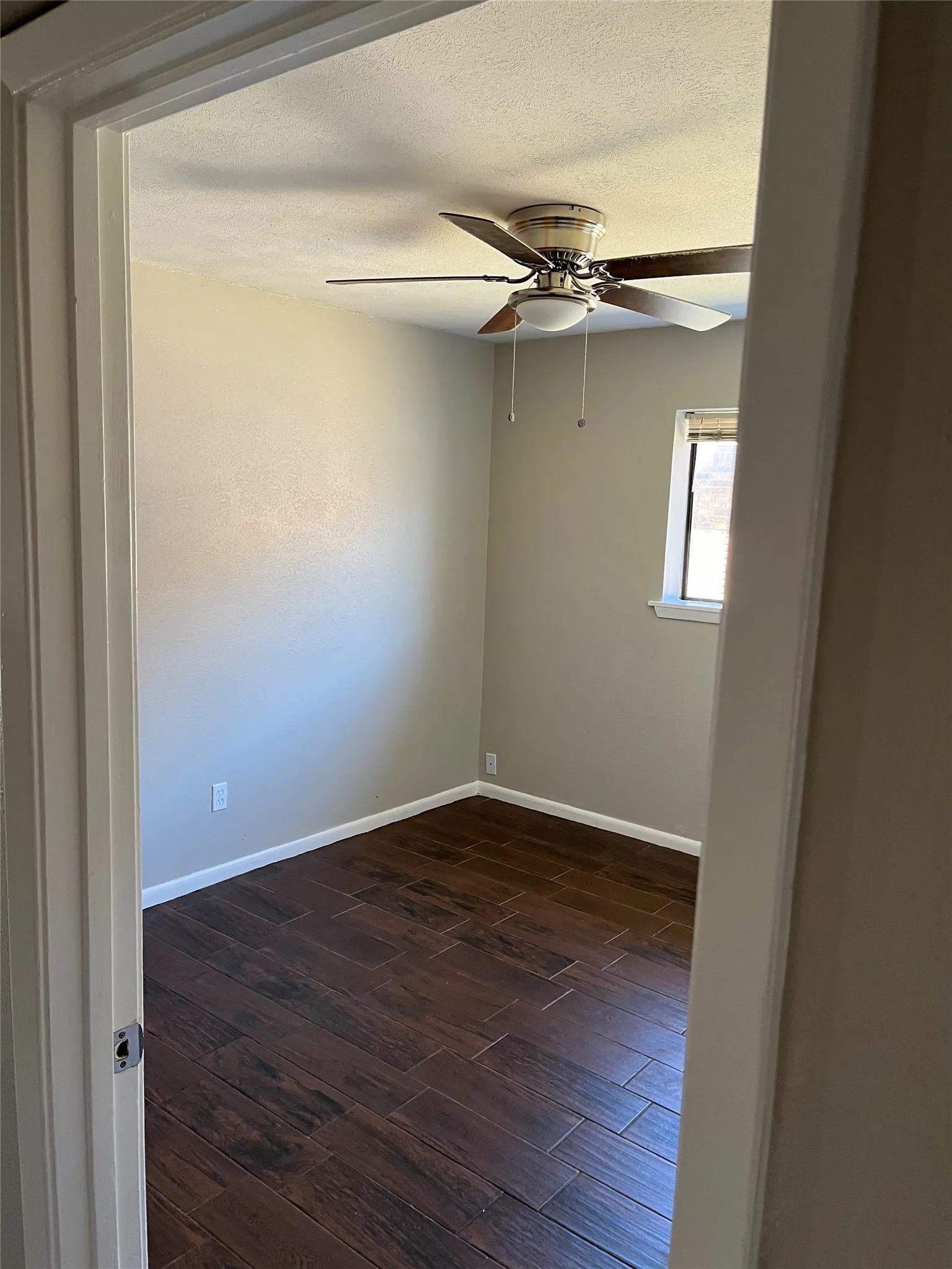 Duplex For Sale in Navarro County , 300-302 Northwood Boulevard, Corsicana, Texas 75110, 4 Bedroom, 2 Bathroom, Garage spaces, 0 Sqft, built in 1975, mls#21385456, Real Estate Agent in Corsicana, Homes For Sale in Navarro county, Homes For Sale in Corsicana, Realtor in Corsicana Texas, Real Estate Brokerage Independent Realty Texas, Luminita Cordes Realtor