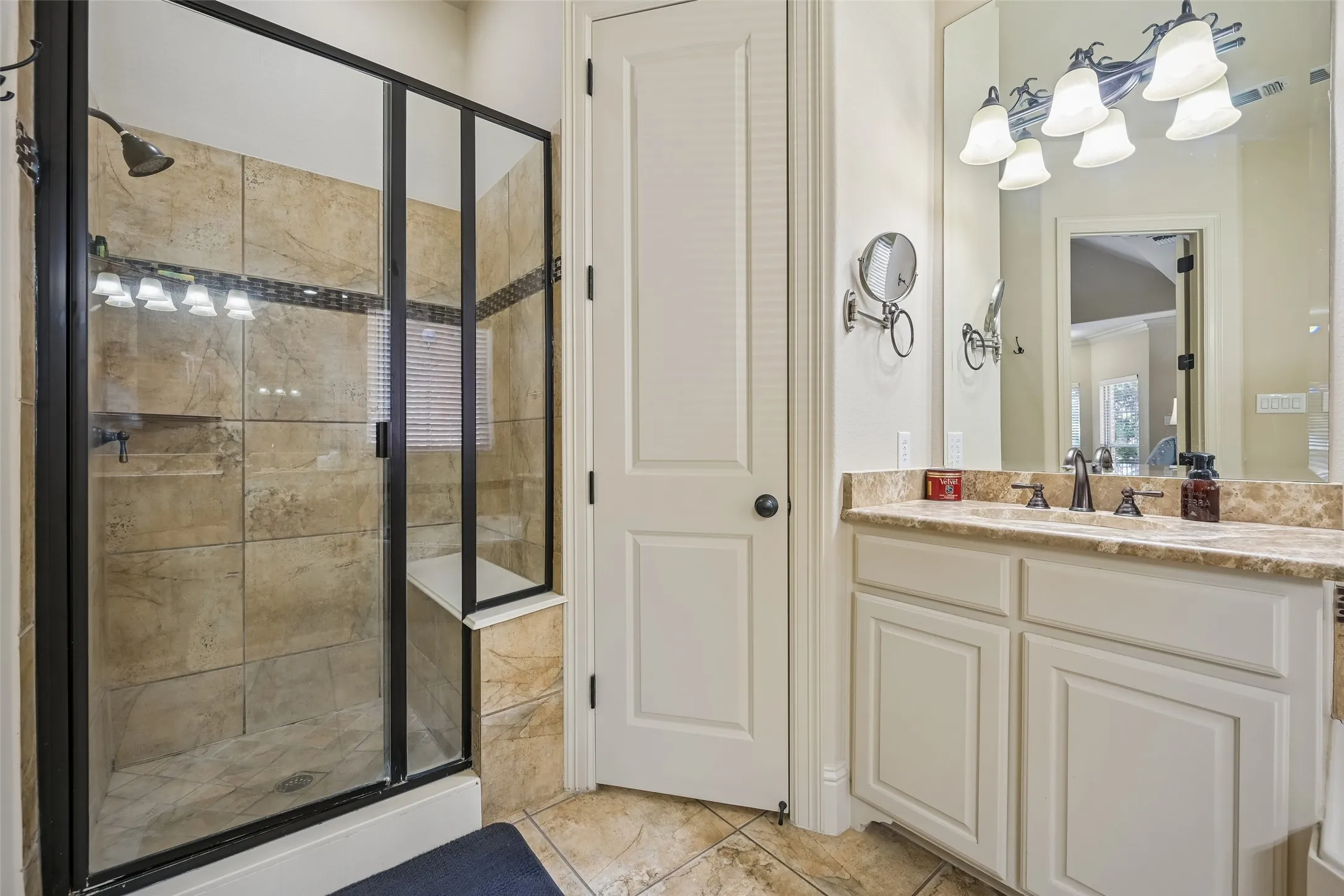 Single Family Residence For Sale in Collin County , 840 Butchart Drive, Prosper, Texas 75078, 4 Bedroom, 4 Bathroom, 3 Garage spaces, 3,405 Sqft, built in 2008, mls#21386203, Real Estate Agent in Prosper, Homes For Sale in Collin county, Homes For Sale in Prosper, Realtor in Prosper Texas, Real Estate Brokerage Independent Realty Texas, Luminita Cordes Realtor