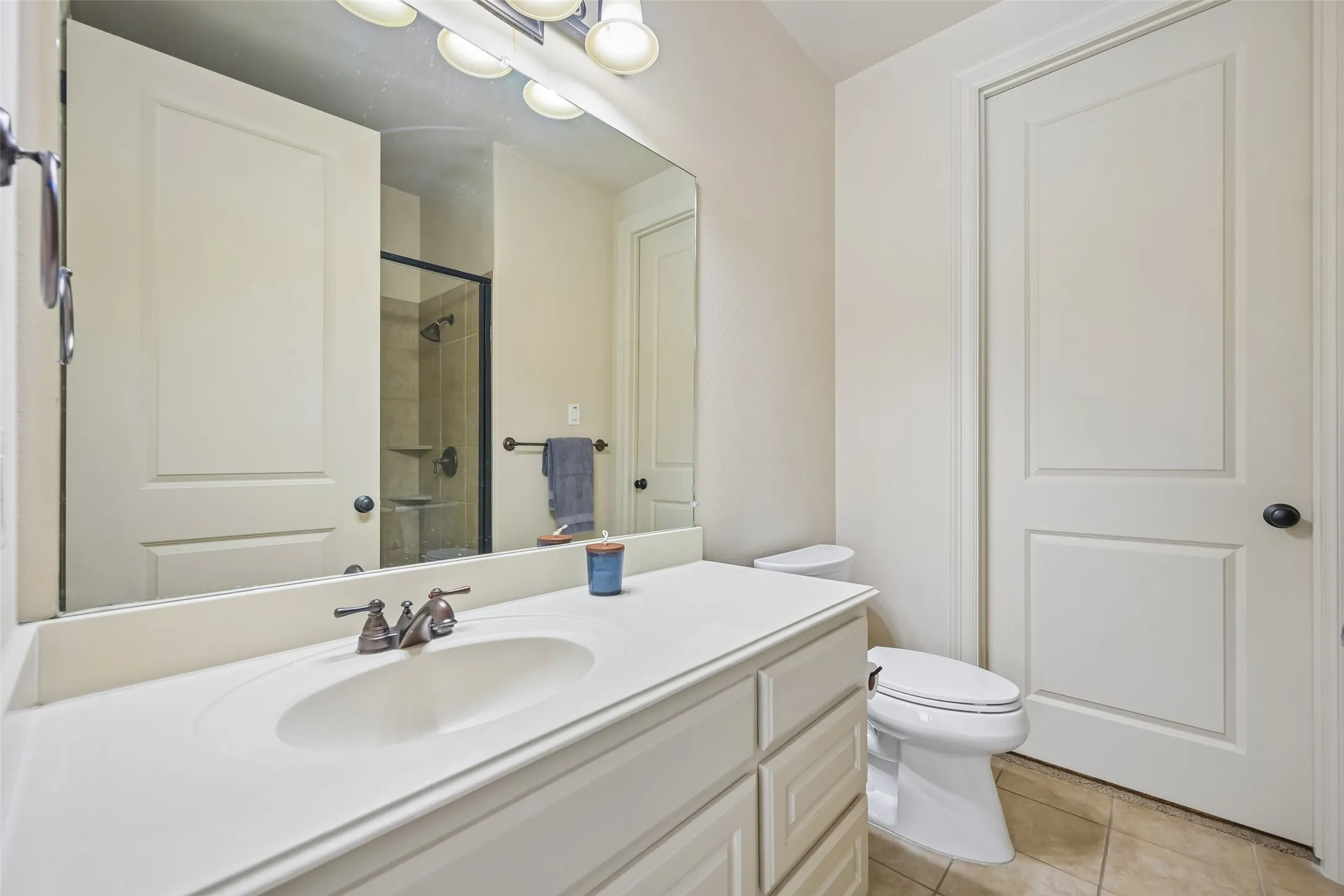 Single Family Residence For Sale in Collin County , 840 Butchart Drive, Prosper, Texas 75078, 4 Bedroom, 4 Bathroom, 3 Garage spaces, 3,405 Sqft, built in 2008, mls#21386203, Real Estate Agent in Prosper, Homes For Sale in Collin county, Homes For Sale in Prosper, Realtor in Prosper Texas, Real Estate Brokerage Independent Realty Texas, Luminita Cordes Realtor