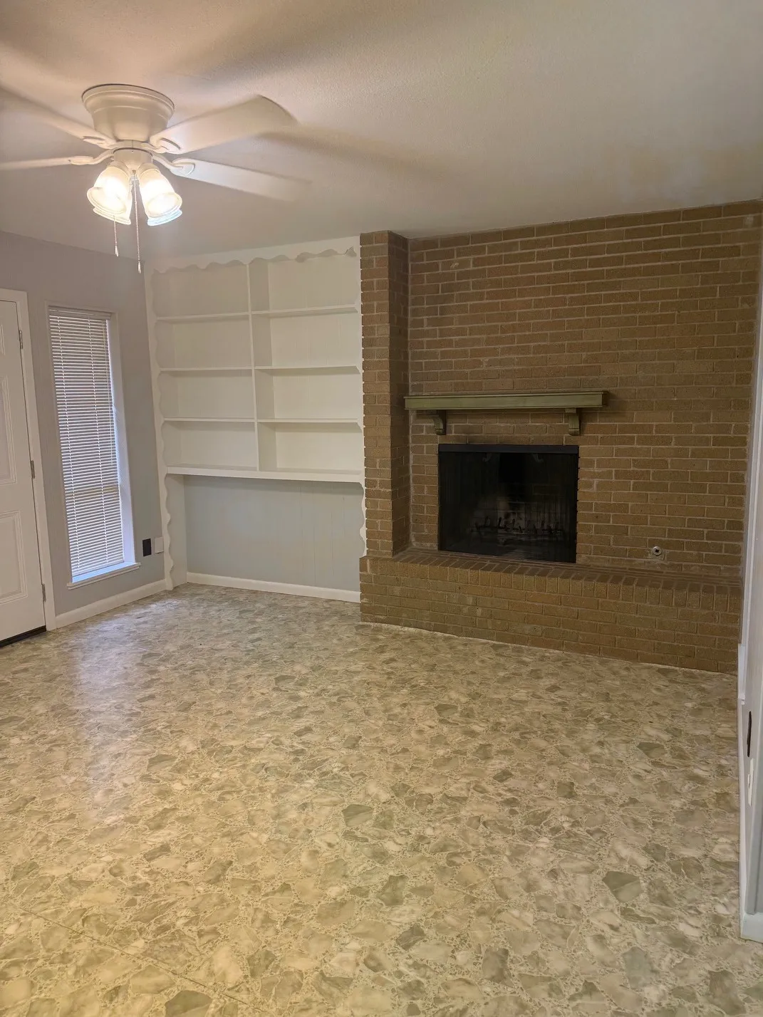 Duplex For Rent in Tarrant County , 4613 Ranch View Road, Fort Worth, Texas 76109, 2 Bedroom, 2 Bathroom, Garage spaces, 1,528 Sqft, built in 1969, mls#21393546, Real Estate Agent in Fort Worth, Homes For Rent in Tarrant county, Homes For Rent in Fort Worth, Realtor in Fort Worth Texas, Real Estate Brokerage Independent Realty Texas, Luminita Cordes Realtor