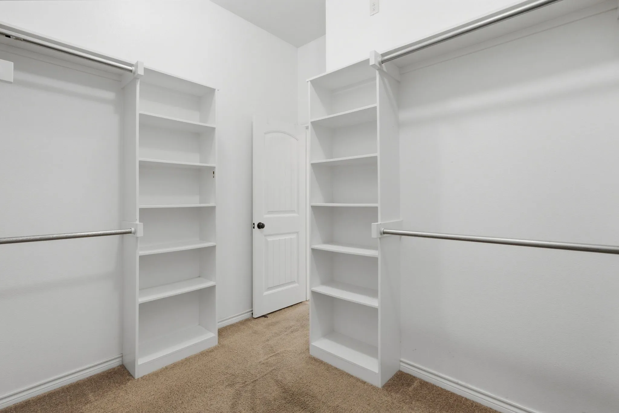 Single Family Residence For Sale in Wood County , 213 County Rd 2321, Mineola, Texas 75773, 4 Bedroom, 3 Bathroom, 2 Garage spaces, 2,415 Sqft, built in 2015, mls#21393285, Real Estate Agent in Mineola, Homes For Sale in Wood county, Homes For Sale in Mineola, Realtor in Mineola Texas, Real Estate Brokerage Independent Realty Texas, Luminita Cordes Realtor