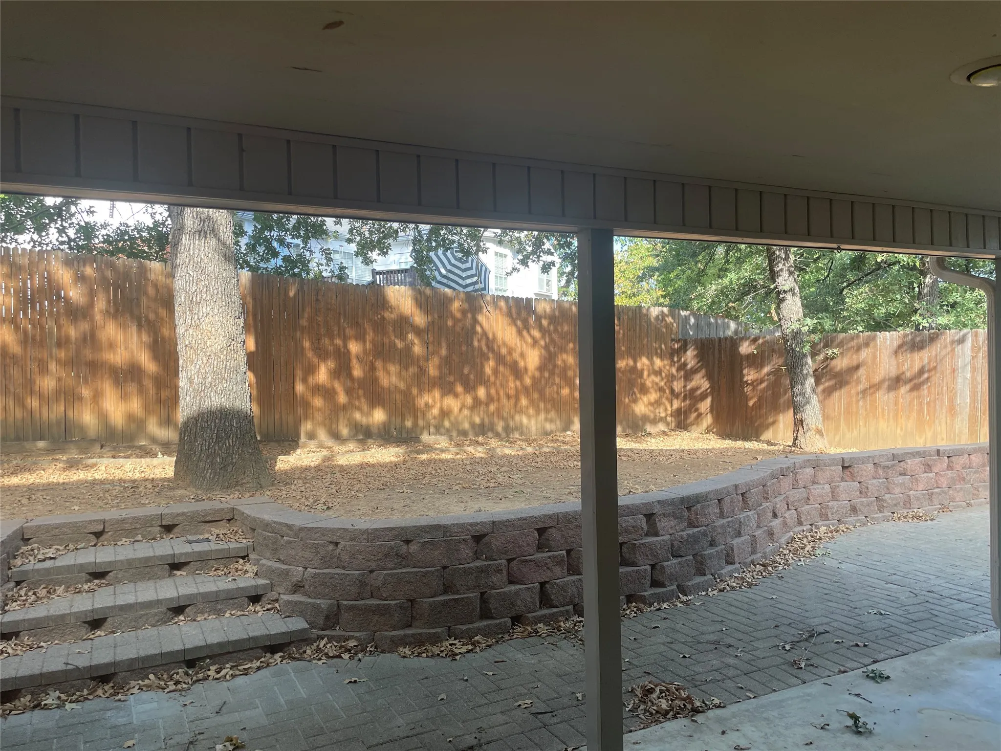 Single Family Residence For Rent in Tarrant County , 1807 Chittam Drive, Euless, Texas 76039, 3 Bedroom, 2 Bathroom, 2 Garage spaces, 1,853 Sqft, built in 1983, mls#21393548, Real Estate Agent in Euless, Homes For Rent in Tarrant county, Homes For Rent in Euless, Realtor in Euless Texas, Real Estate Brokerage Independent Realty Texas, Luminita Cordes Realtor