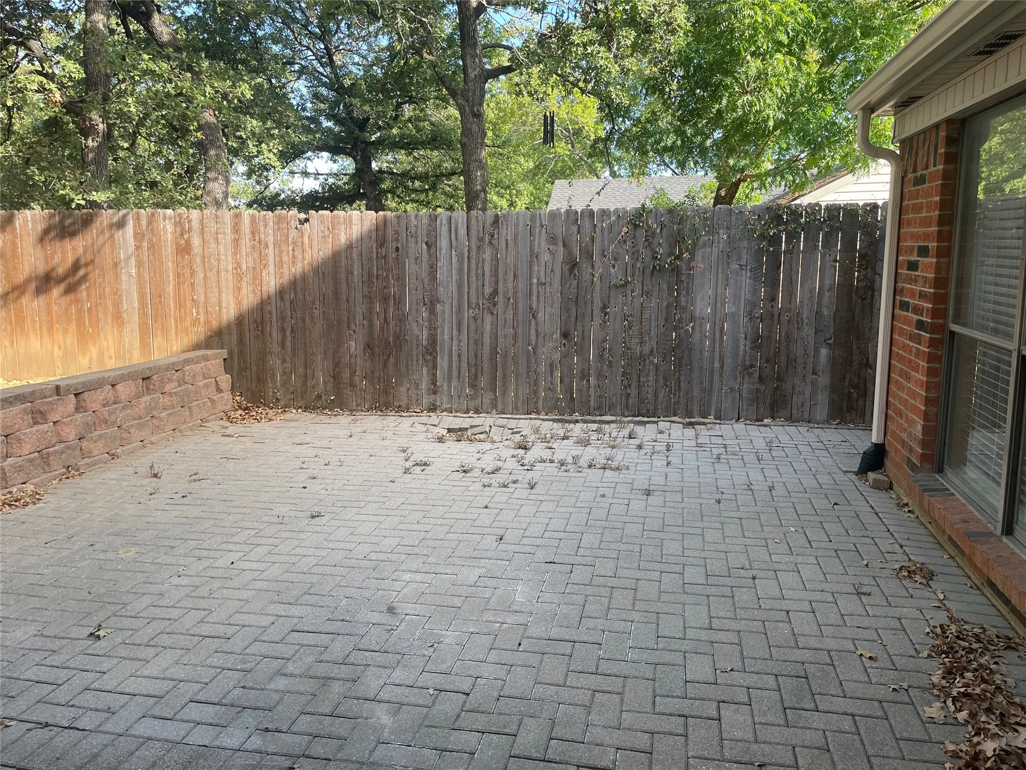 Single Family Residence For Rent in Tarrant County , 1807 Chittam Drive, Euless, Texas 76039, 3 Bedroom, 2 Bathroom, 2 Garage spaces, 1,853 Sqft, built in 1983, mls#21393548, Real Estate Agent in Euless, Homes For Rent in Tarrant county, Homes For Rent in Euless, Realtor in Euless Texas, Real Estate Brokerage Independent Realty Texas, Luminita Cordes Realtor