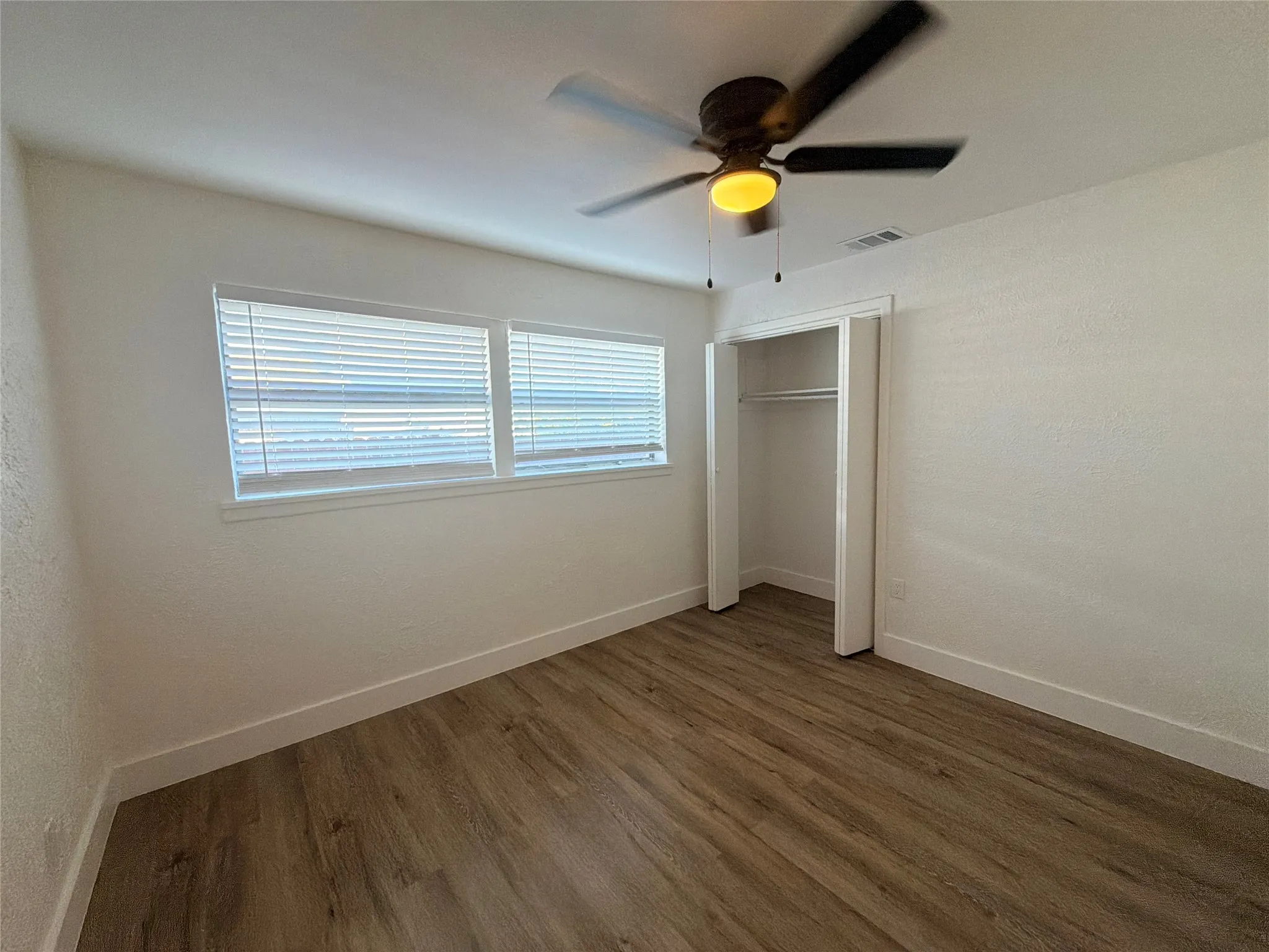 Single Family Residence For Rent in Dallas County , 2309 Ballycastle Drive, Dallas, Texas 75228, 4 Bedroom, 2 Bathroom, Garage spaces, 1,379 Sqft, built in 1953, mls#21393563, Real Estate Agent in Dallas, Homes For Rent in Dallas county, Homes For Rent in Dallas, Realtor in Dallas Texas, Real Estate Brokerage Independent Realty Texas, Luminita Cordes Realtor