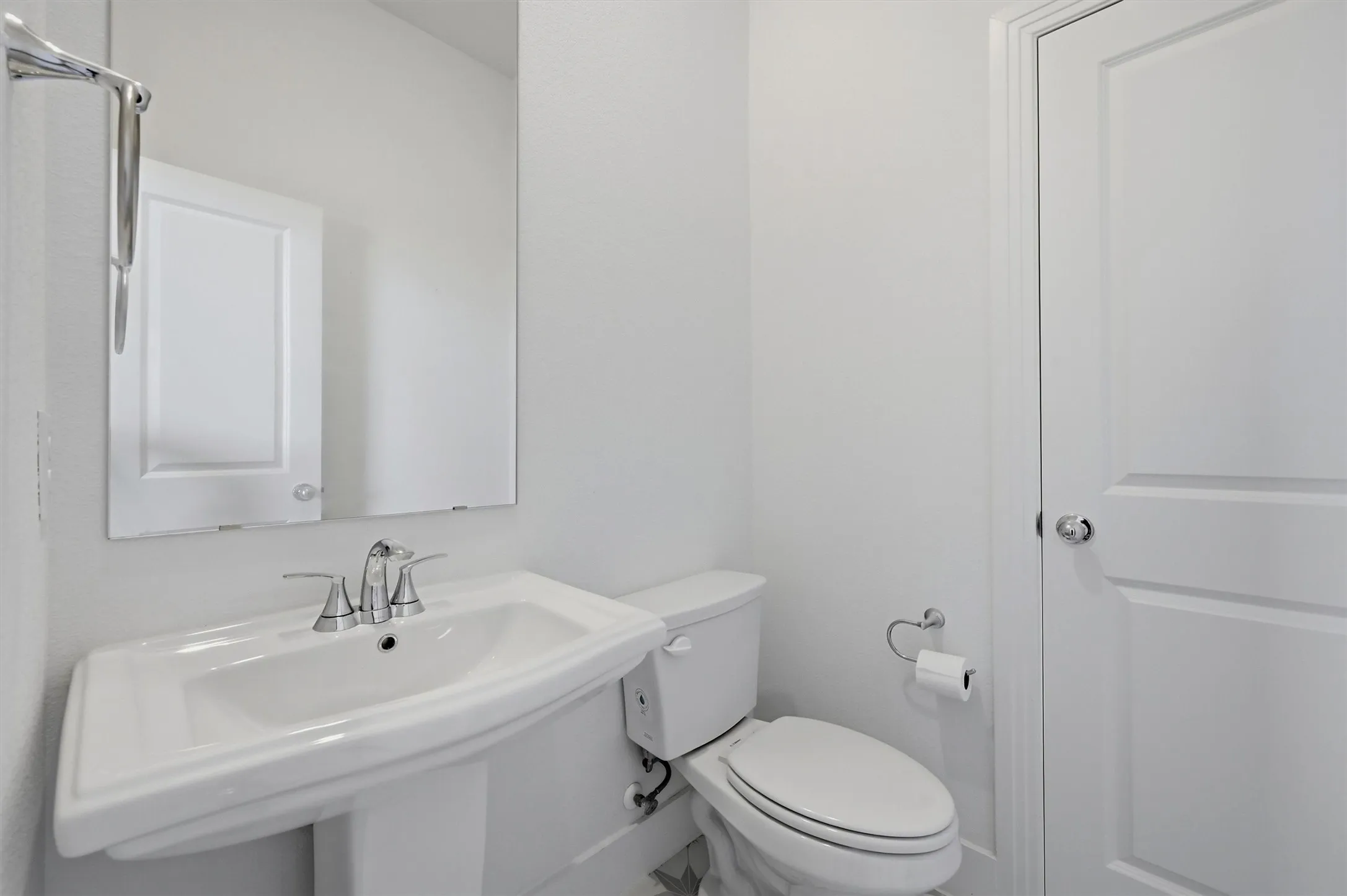 Townhouse For Sale in Grayson County , 1110 Morgan Drive, Sherman, Texas 75090, 3 Bedroom, 3 Bathroom, 2 Garage spaces, 1,803 Sqft, built in 2023, mls#21393071, Real Estate Agent in Sherman, Homes For Sale in Grayson county, Homes For Sale in Sherman, Realtor in Sherman Texas, Real Estate Brokerage Independent Realty Texas, Luminita Cordes Realtor