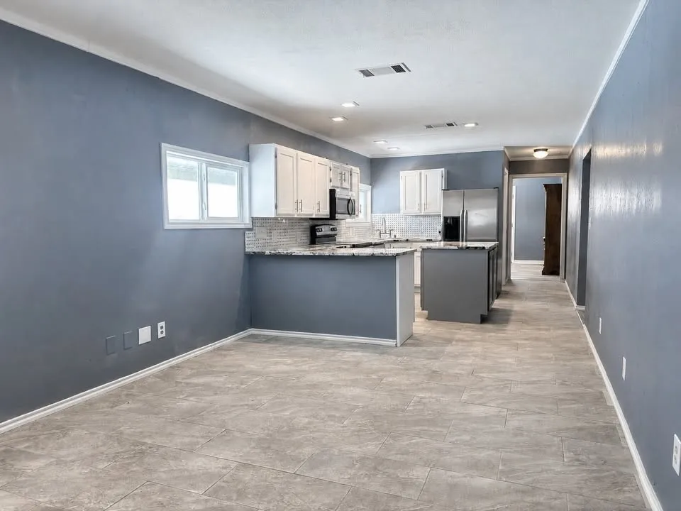 Single Family Residence For Rent in Hunt County , 8810 Fm 751, Quinlan, Texas 75474, 3 Bedroom, 1 Bathroom, Garage spaces, 1,500 Sqft, built in 2012, mls#21392883, Real Estate Agent in Quinlan, Homes For Rent in Hunt county, Homes For Rent in Quinlan, Realtor in Quinlan Texas, Real Estate Brokerage Independent Realty Texas, Luminita Cordes Realtor