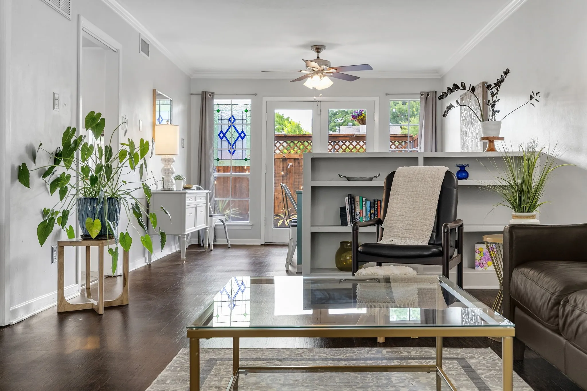Condominium For Sale in Dallas County , 7605 Woodthrush Drive, Dallas, Texas 75230, 3 Bedroom, 3 Bathroom, Garage spaces, 1,535 Sqft, built in 1969, mls#21393570, Real Estate Agent in Dallas, Homes For Sale in Dallas county, Homes For Sale in Dallas, Realtor in Dallas Texas, Real Estate Brokerage Independent Realty Texas, Luminita Cordes Realtor
