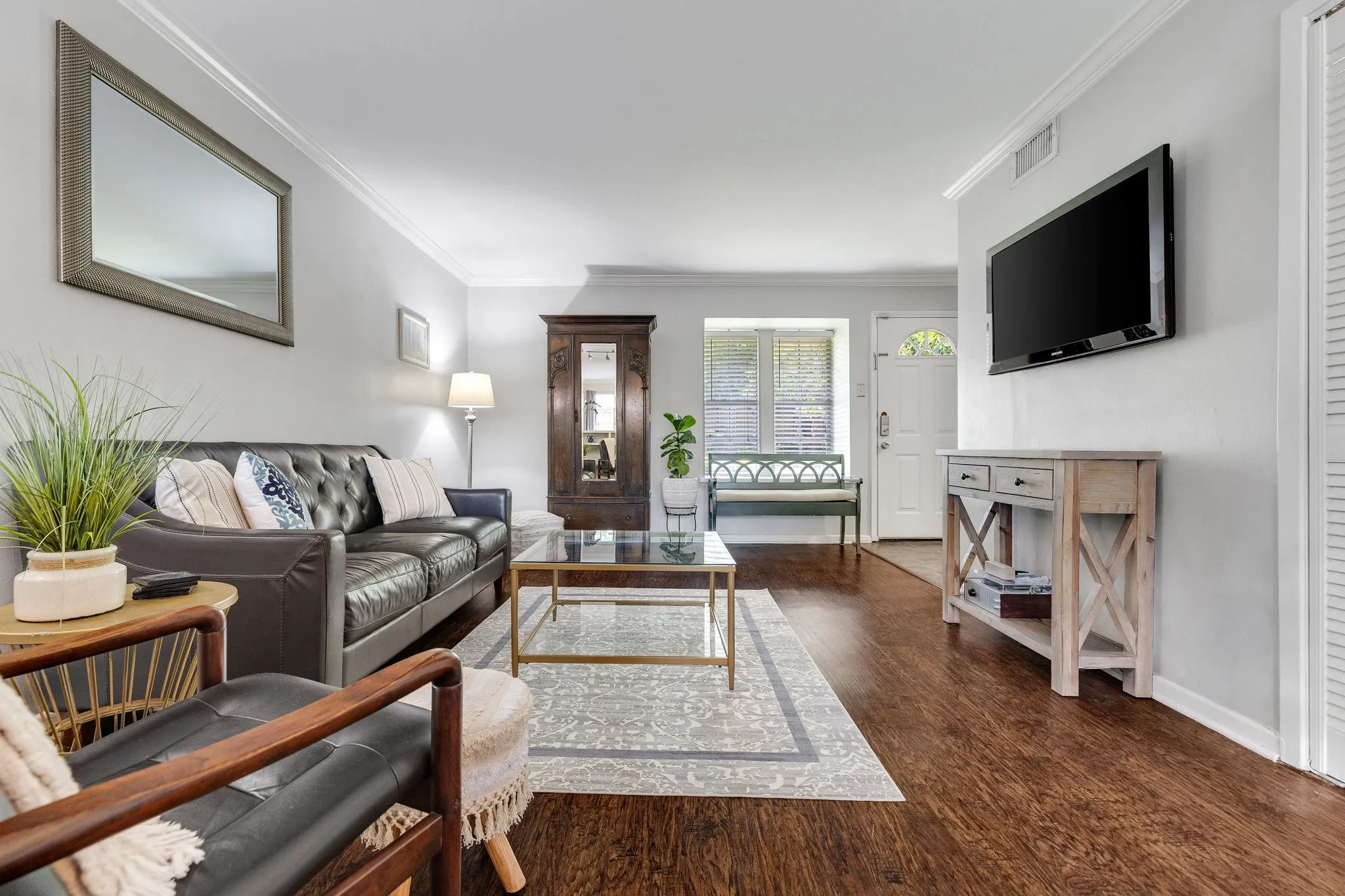 Condominium For Sale in Dallas County , 7605 Woodthrush Drive, Dallas, Texas 75230, 3 Bedroom, 3 Bathroom, Garage spaces, 1,535 Sqft, built in 1969, mls#21393570, Real Estate Agent in Dallas, Homes For Sale in Dallas county, Homes For Sale in Dallas, Realtor in Dallas Texas, Real Estate Brokerage Independent Realty Texas, Luminita Cordes Realtor