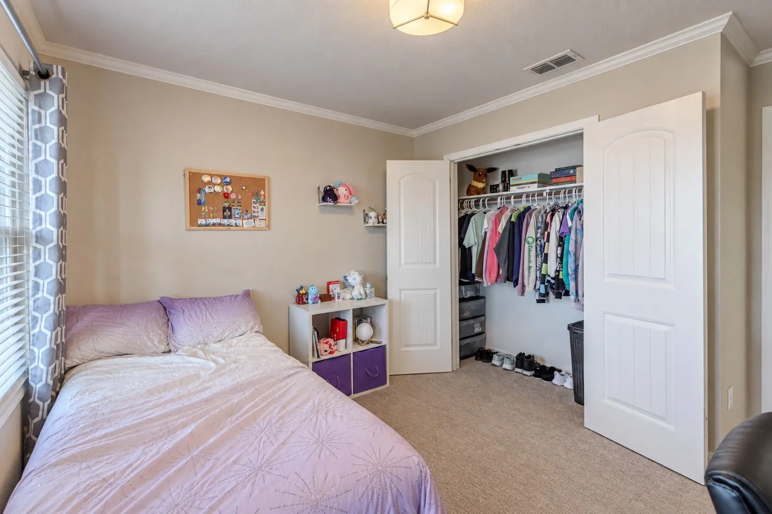 Single Family Residence For Sale in Tarrant County , 6261 Bollard Drive, Fort Worth, Texas 76179, 4 Bedroom, 3 Bathroom, 2 Garage spaces, 2,702 Sqft, built in 2017, mls#21393208, Real Estate Agent in Fort Worth, Homes For Sale in Tarrant county, Homes For Sale in Fort Worth, Realtor in Fort Worth Texas, Real Estate Brokerage Independent Realty Texas, Luminita Cordes Realtor