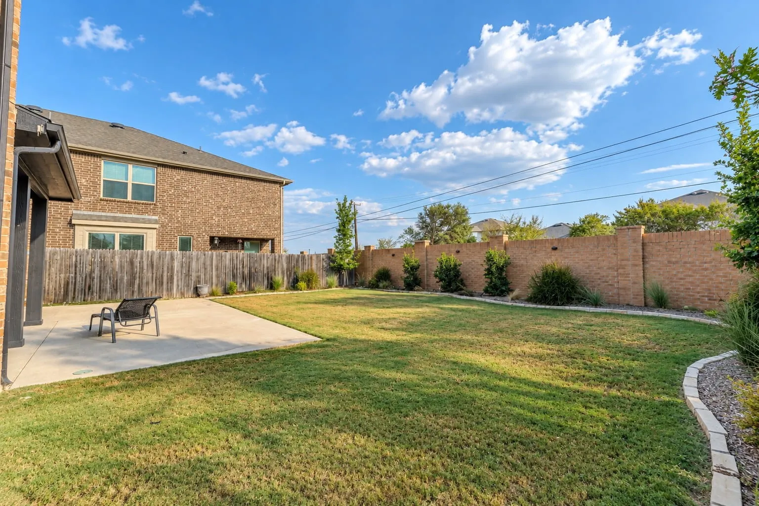 Single Family Residence For Sale in Tarrant County , 6261 Bollard Drive, Fort Worth, Texas 76179, 4 Bedroom, 3 Bathroom, 2 Garage spaces, 2,702 Sqft, built in 2017, mls#21393208, Real Estate Agent in Fort Worth, Homes For Sale in Tarrant county, Homes For Sale in Fort Worth, Realtor in Fort Worth Texas, Real Estate Brokerage Independent Realty Texas, Luminita Cordes Realtor