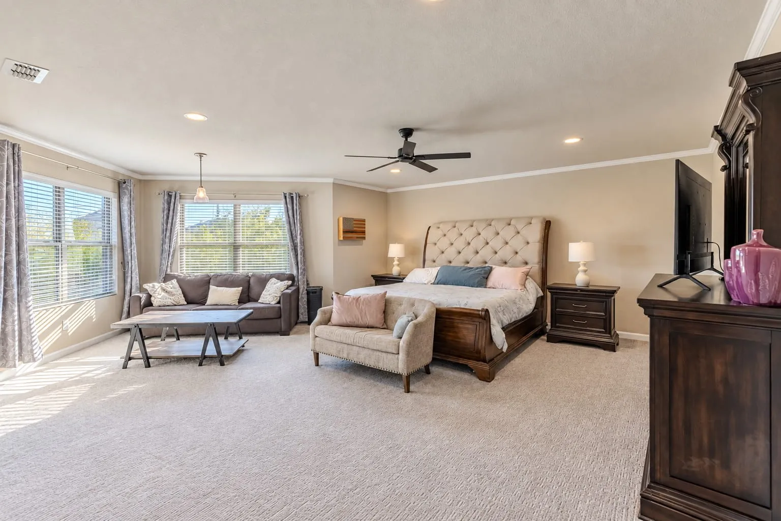 Single Family Residence For Sale in Tarrant County , 6261 Bollard Drive, Fort Worth, Texas 76179, 4 Bedroom, 3 Bathroom, 2 Garage spaces, 2,702 Sqft, built in 2017, mls#21393208, Real Estate Agent in Fort Worth, Homes For Sale in Tarrant county, Homes For Sale in Fort Worth, Realtor in Fort Worth Texas, Real Estate Brokerage Independent Realty Texas, Luminita Cordes Realtor