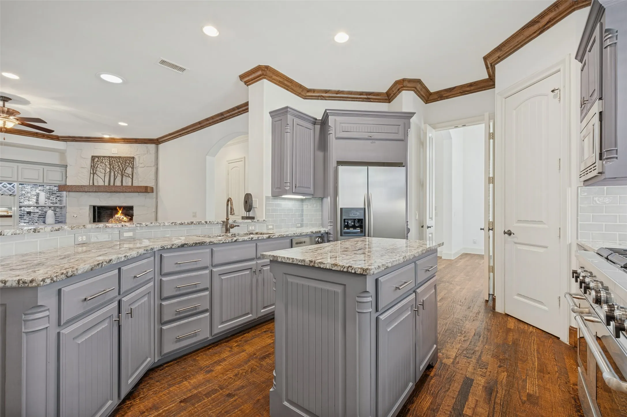 Single Family Residence For Sale in Collin County , 2105 Camden, Mc Kinney, Texas 75070, 3 Bedroom, 3 Bathroom, 2 Garage spaces, 2,778 Sqft, built in 2006, mls#21380202, Real Estate Agent in Mc Kinney, Homes For Sale in Collin county, Homes For Sale in Mc Kinney, Realtor in Mc Kinney Texas, Real Estate Brokerage Independent Realty Texas, Luminita Cordes Realtor