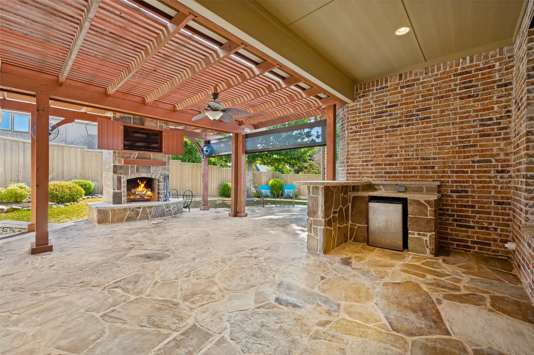 Covered outdoor living space!
