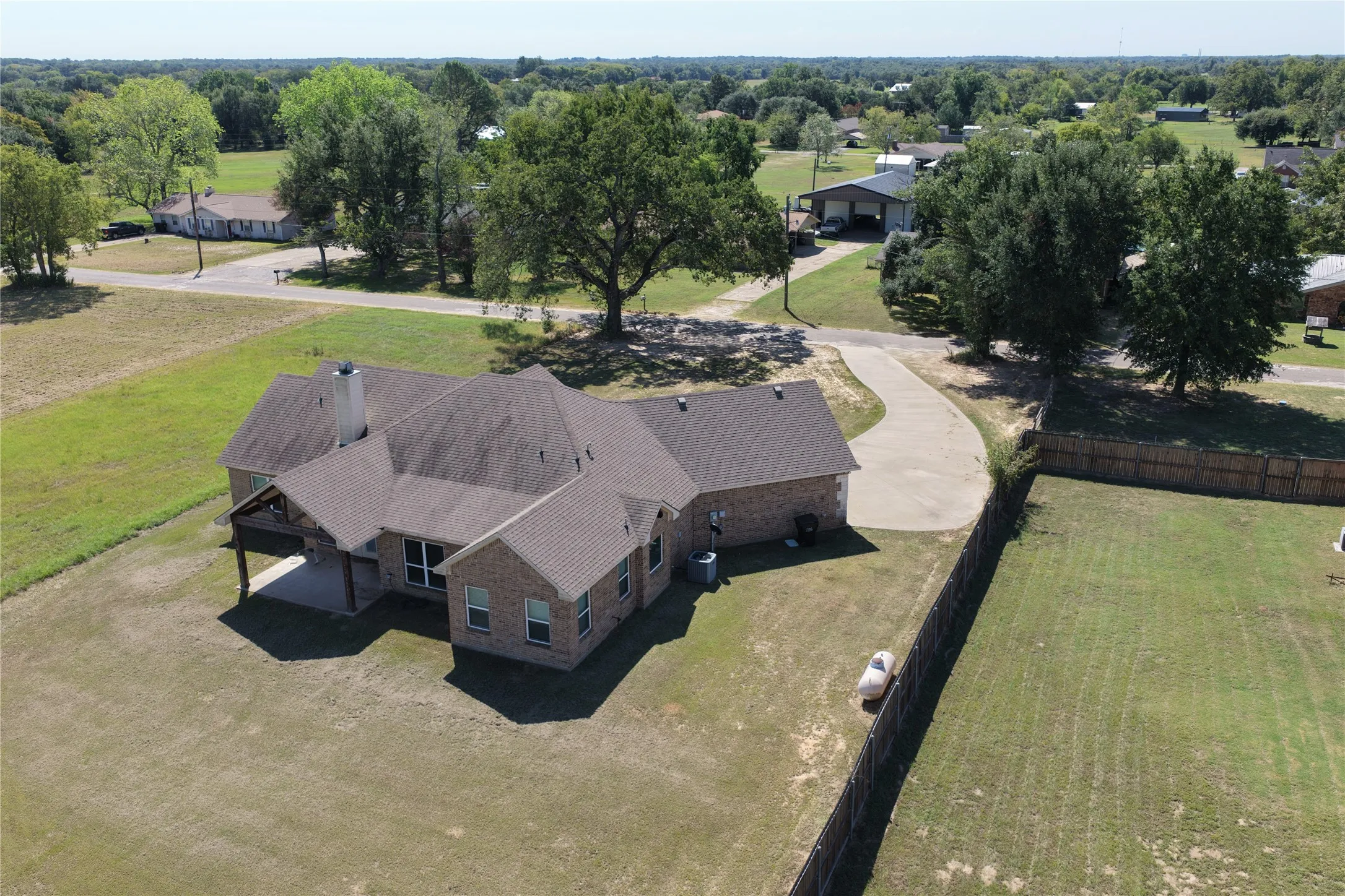 Single Family Residence For Sale in Freestone County , 207 Northline Road, Teague, Texas 75860, 3 Bedroom, 2 Bathroom, 2 Garage spaces, 1,953 Sqft, built in 2017, mls#21392337, Real Estate Agent in Teague, Homes For Sale in Freestone county, Homes For Sale in Teague, Realtor in Teague Texas, Real Estate Brokerage Independent Realty Texas, Luminita Cordes Realtor