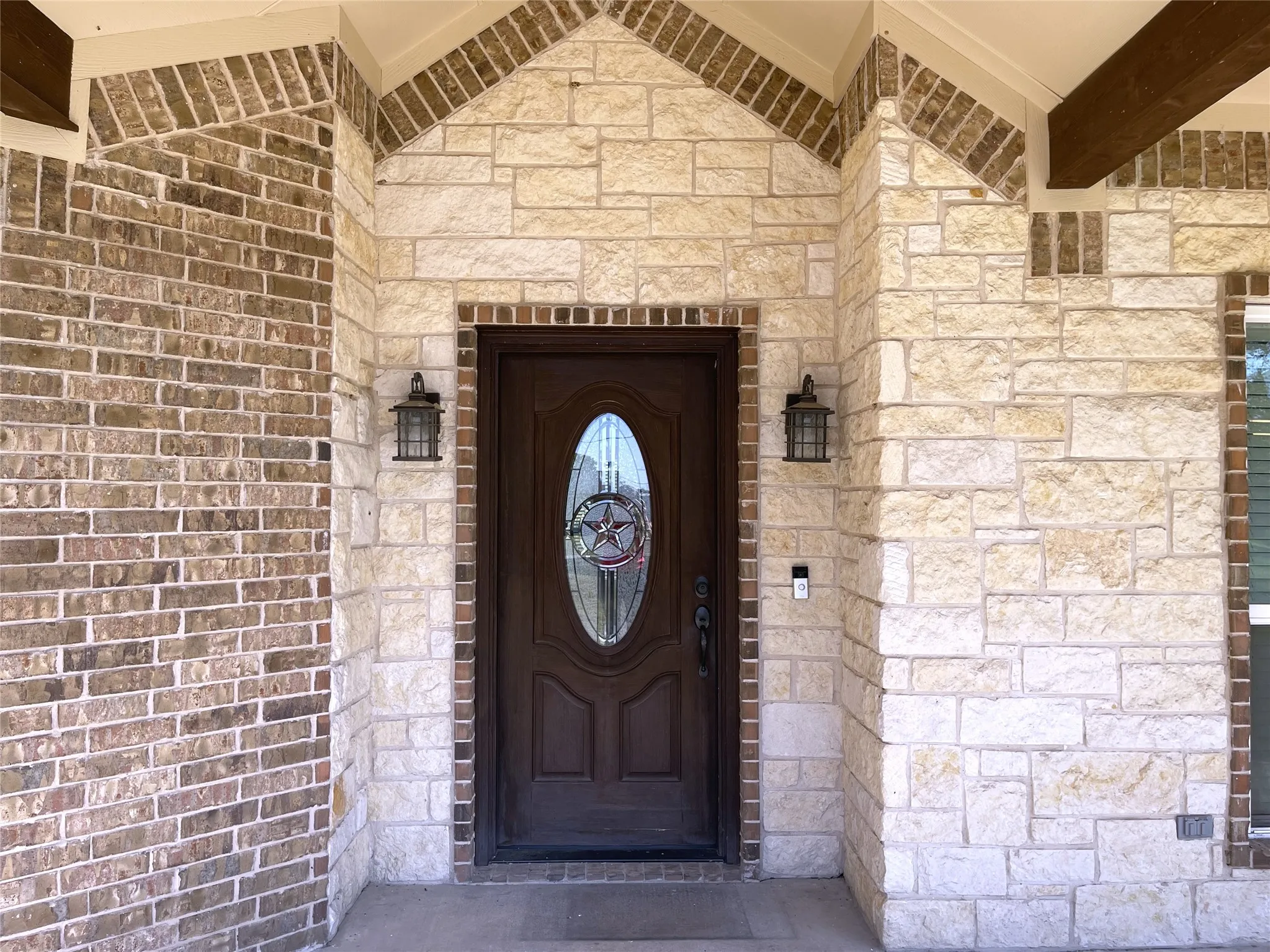 Single Family Residence For Sale in Freestone County , 207 Northline Road, Teague, Texas 75860, 3 Bedroom, 2 Bathroom, 2 Garage spaces, 1,953 Sqft, built in 2017, mls#21392337, Real Estate Agent in Teague, Homes For Sale in Freestone county, Homes For Sale in Teague, Realtor in Teague Texas, Real Estate Brokerage Independent Realty Texas, Luminita Cordes Realtor