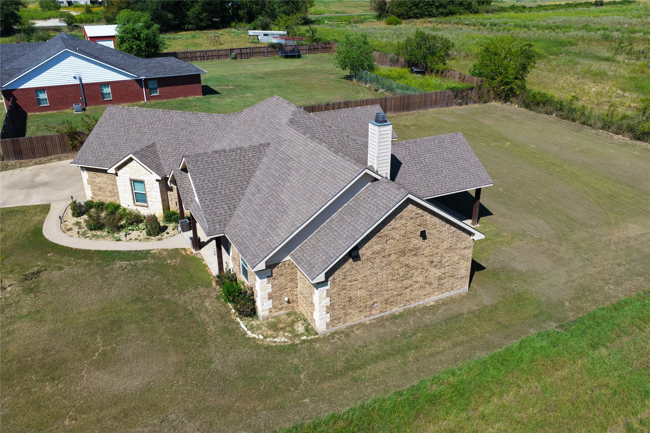 Single Family Residence For Sale in Freestone County , 207 Northline Road, Teague, Texas 75860, 3 Bedroom, 2 Bathroom, 2 Garage spaces, 1,953 Sqft, built in 2017, mls#21392337, Real Estate Agent in Teague, Homes For Sale in Freestone county, Homes For Sale in Teague, Realtor in Teague Texas, Real Estate Brokerage Independent Realty Texas, Luminita Cordes Realtor