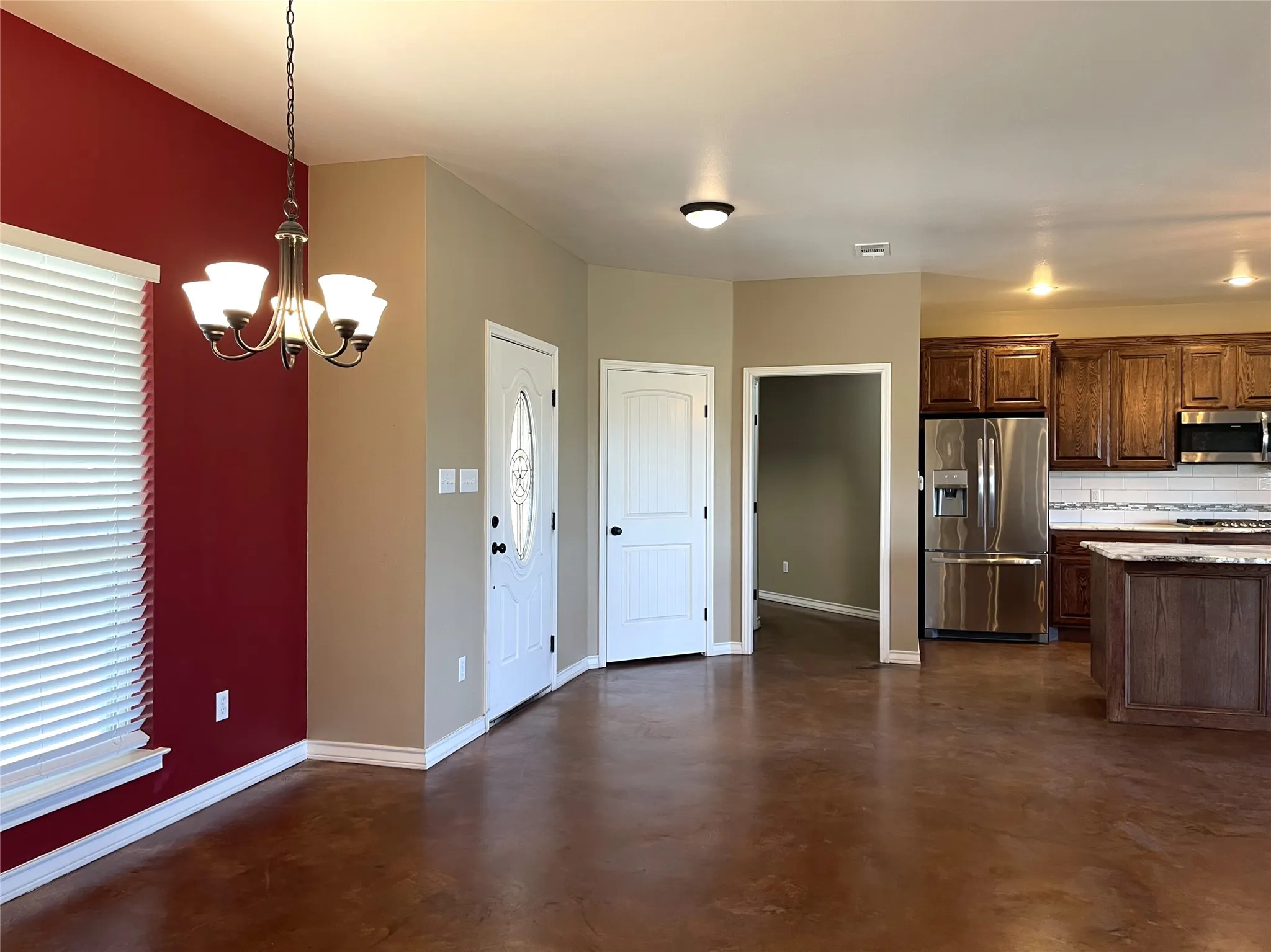 Single Family Residence For Sale in Freestone County , 207 Northline Road, Teague, Texas 75860, 3 Bedroom, 2 Bathroom, 2 Garage spaces, 1,953 Sqft, built in 2017, mls#21392337, Real Estate Agent in Teague, Homes For Sale in Freestone county, Homes For Sale in Teague, Realtor in Teague Texas, Real Estate Brokerage Independent Realty Texas, Luminita Cordes Realtor