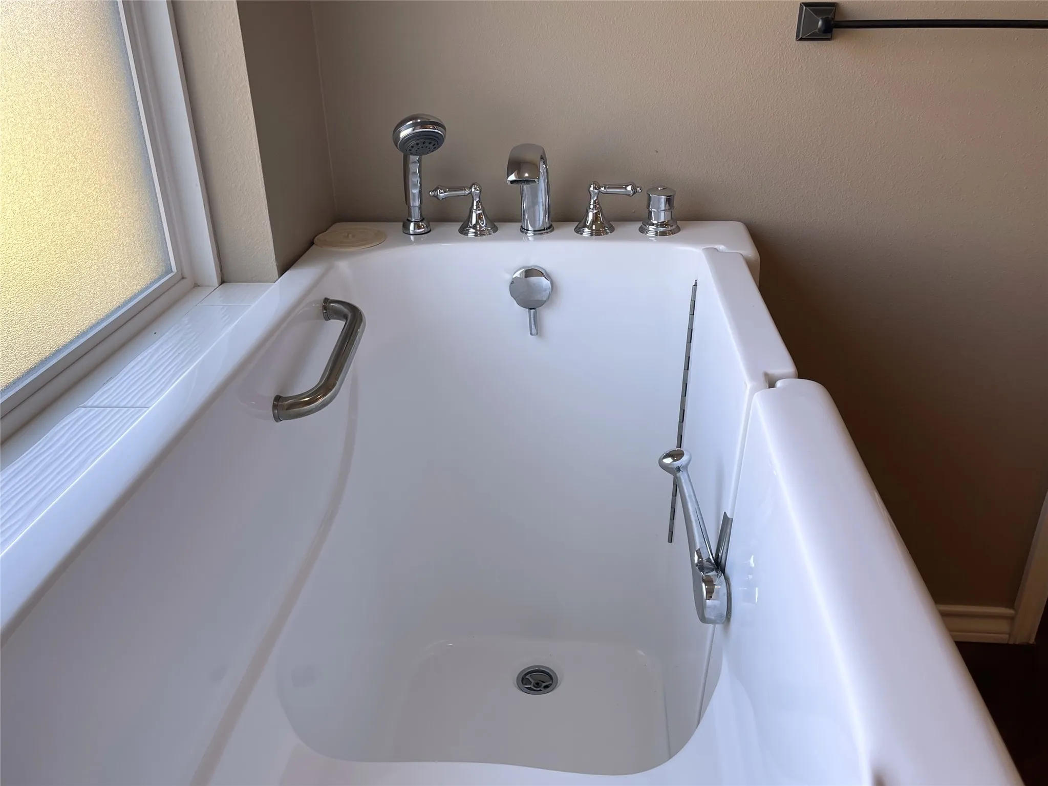 Walk-In Tub