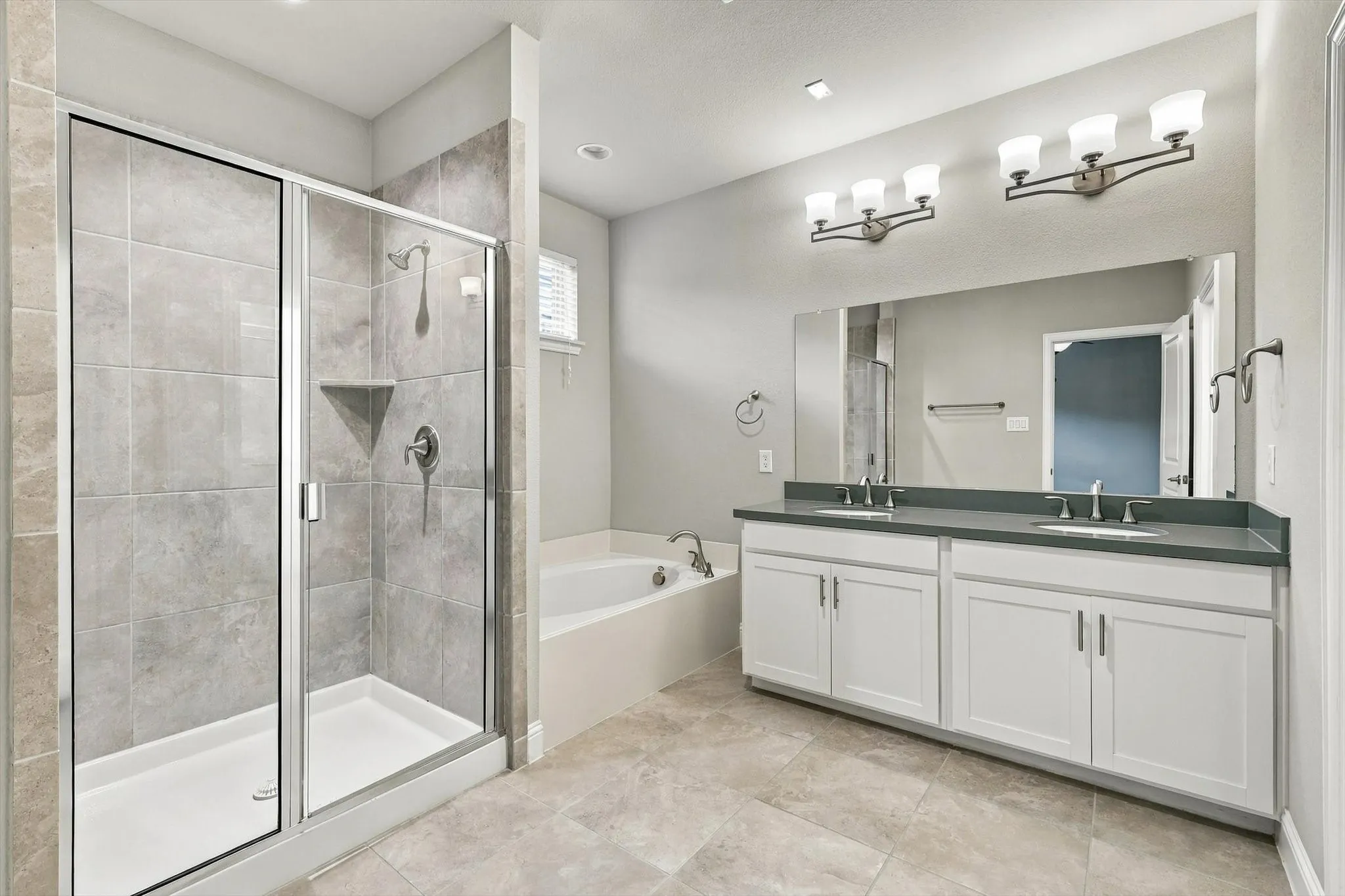 Townhouse For Rent in Collin County , 17764 Agave Lane, Dallas, Texas 75252, 3 Bedroom, 3 Bathroom, 2 Garage spaces, 1,921 Sqft, built in 2017, mls#21393577, Real Estate Agent in Dallas, Homes For Rent in Collin county, Homes For Rent in Dallas, Realtor in Dallas Texas, Real Estate Brokerage Independent Realty Texas, Luminita Cordes Realtor