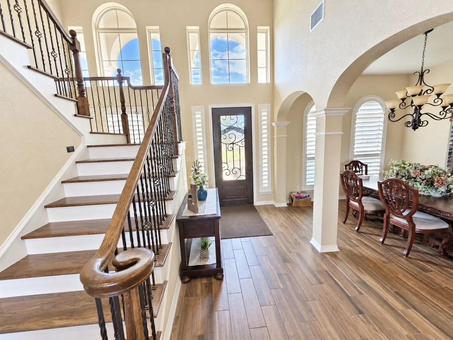 Single Family Residence For Sale in Bell County , 144 Indian Ridge Road, Belton, Texas 76513, 6 Bedroom, 4 Bathroom, 3 Garage spaces, 3,988 Sqft, built in 2018, mls#21393527, Real Estate Agent in Belton, Homes For Sale in Bell county, Homes For Sale in Belton, Realtor in Belton Texas, Real Estate Brokerage Independent Realty Texas, Luminita Cordes Realtor
