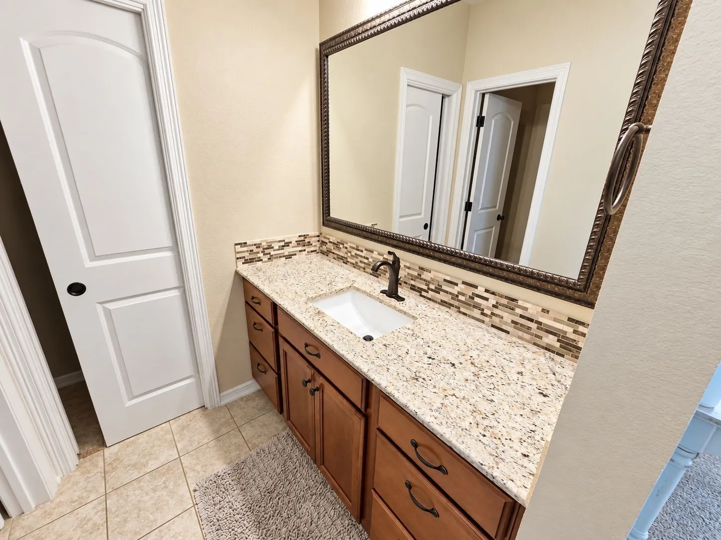 Single Family Residence For Sale in Bell County , 144 Indian Ridge Road, Belton, Texas 76513, 6 Bedroom, 4 Bathroom, 3 Garage spaces, 3,988 Sqft, built in 2018, mls#21393527, Real Estate Agent in Belton, Homes For Sale in Bell county, Homes For Sale in Belton, Realtor in Belton Texas, Real Estate Brokerage Independent Realty Texas, Luminita Cordes Realtor