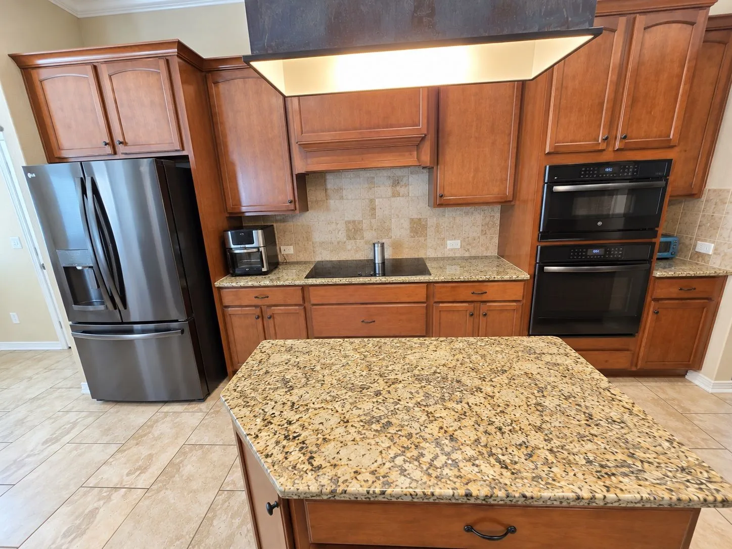 Single Family Residence For Sale in Bell County , 144 Indian Ridge Road, Belton, Texas 76513, 6 Bedroom, 4 Bathroom, 3 Garage spaces, 3,988 Sqft, built in 2018, mls#21393527, Real Estate Agent in Belton, Homes For Sale in Bell county, Homes For Sale in Belton, Realtor in Belton Texas, Real Estate Brokerage Independent Realty Texas, Luminita Cordes Realtor