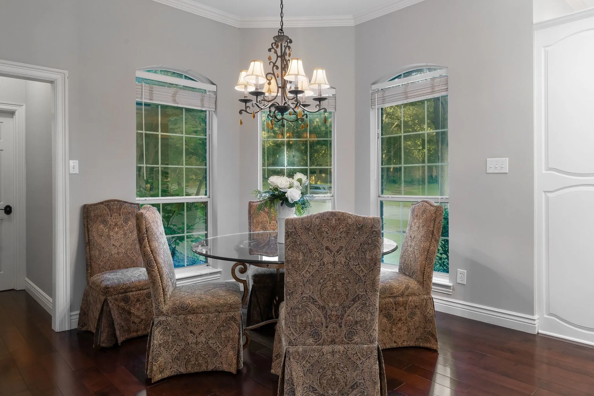 Single Family Residence For Sale in Tarrant County , 303 Covington Way, Colleyville, Texas 76034, 4 Bedroom, 4 Bathroom, 3 Garage spaces, 4,892 Sqft, built in 1991, mls#21393331, Real Estate Agent in Colleyville, Homes For Sale in Tarrant county, Homes For Sale in Colleyville, Realtor in Colleyville Texas, Real Estate Brokerage Independent Realty Texas, Luminita Cordes Realtor