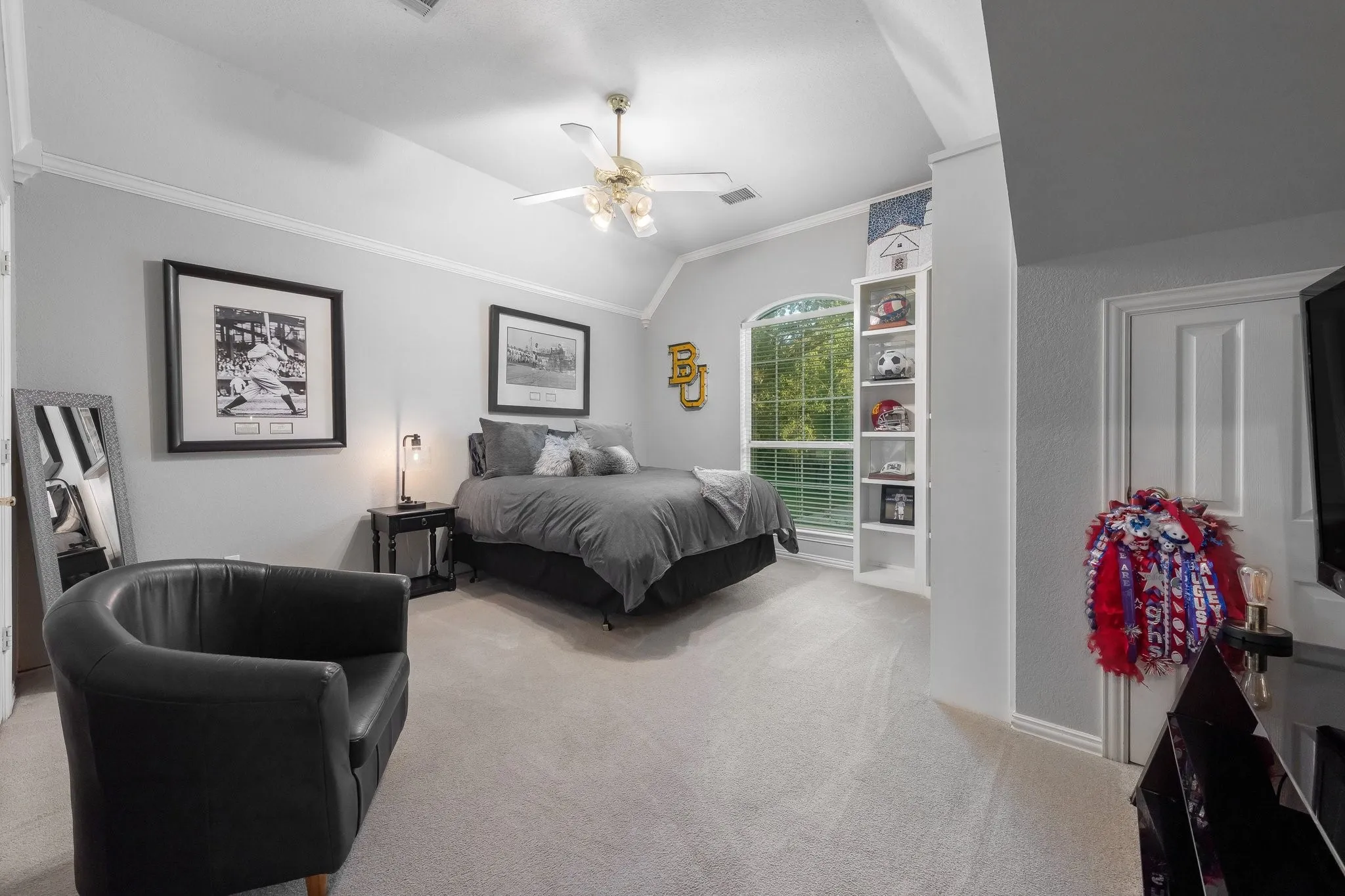 Single Family Residence For Sale in Tarrant County , 303 Covington Way, Colleyville, Texas 76034, 4 Bedroom, 4 Bathroom, 3 Garage spaces, 4,892 Sqft, built in 1991, mls#21393331, Real Estate Agent in Colleyville, Homes For Sale in Tarrant county, Homes For Sale in Colleyville, Realtor in Colleyville Texas, Real Estate Brokerage Independent Realty Texas, Luminita Cordes Realtor