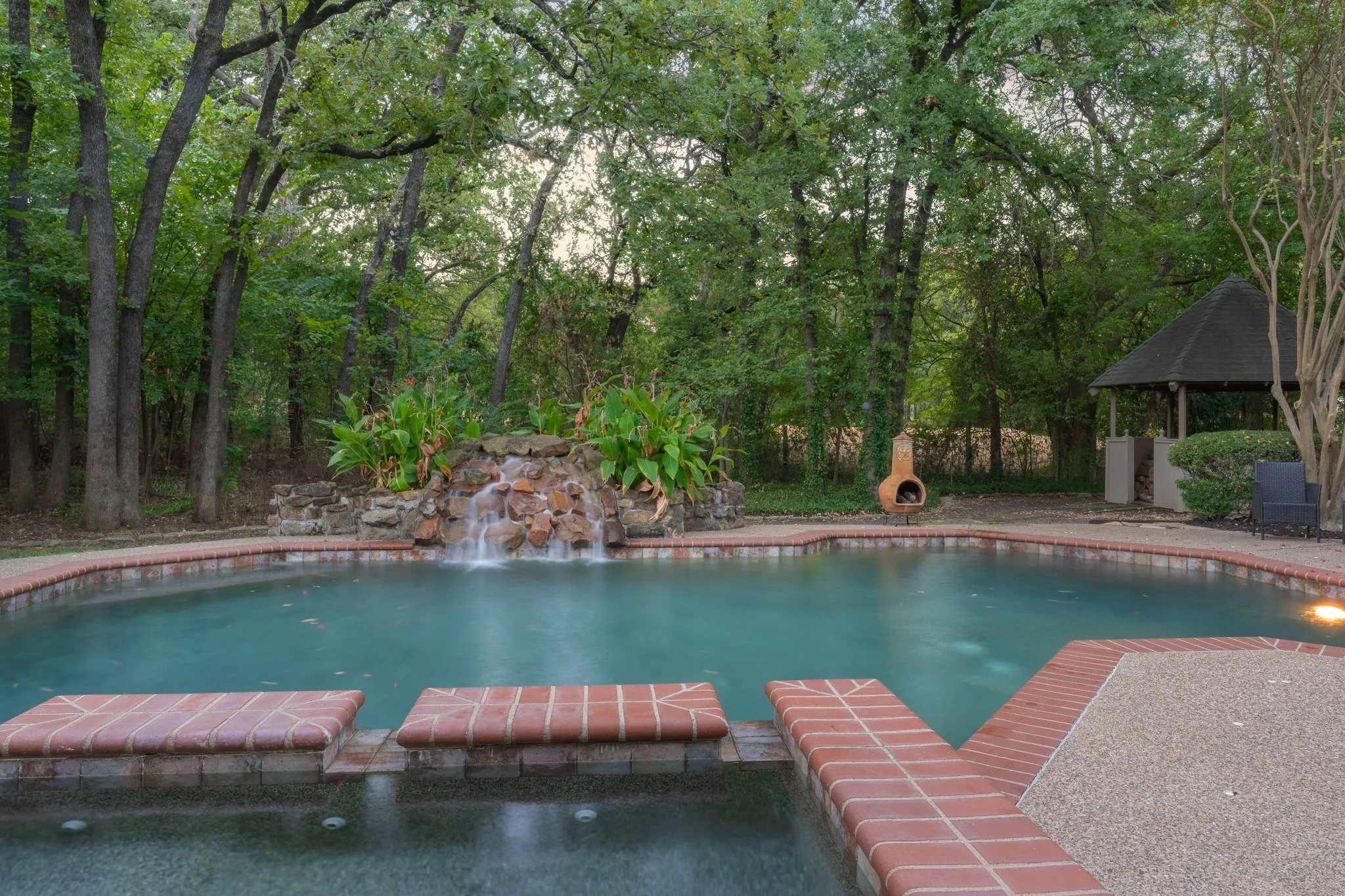 Single Family Residence For Sale in Tarrant County , 303 Covington Way, Colleyville, Texas 76034, 4 Bedroom, 4 Bathroom, 3 Garage spaces, 4,892 Sqft, built in 1991, mls#21393331, Real Estate Agent in Colleyville, Homes For Sale in Tarrant county, Homes For Sale in Colleyville, Realtor in Colleyville Texas, Real Estate Brokerage Independent Realty Texas, Luminita Cordes Realtor