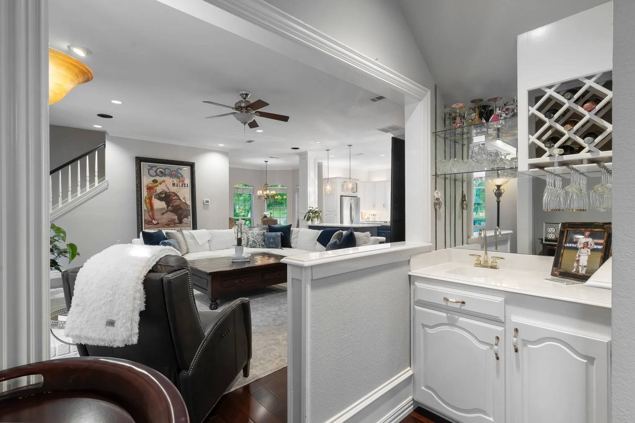 Single Family Residence For Sale in Tarrant County , 303 Covington Way, Colleyville, Texas 76034, 4 Bedroom, 4 Bathroom, 3 Garage spaces, 4,892 Sqft, built in 1991, mls#21393331, Real Estate Agent in Colleyville, Homes For Sale in Tarrant county, Homes For Sale in Colleyville, Realtor in Colleyville Texas, Real Estate Brokerage Independent Realty Texas, Luminita Cordes Realtor